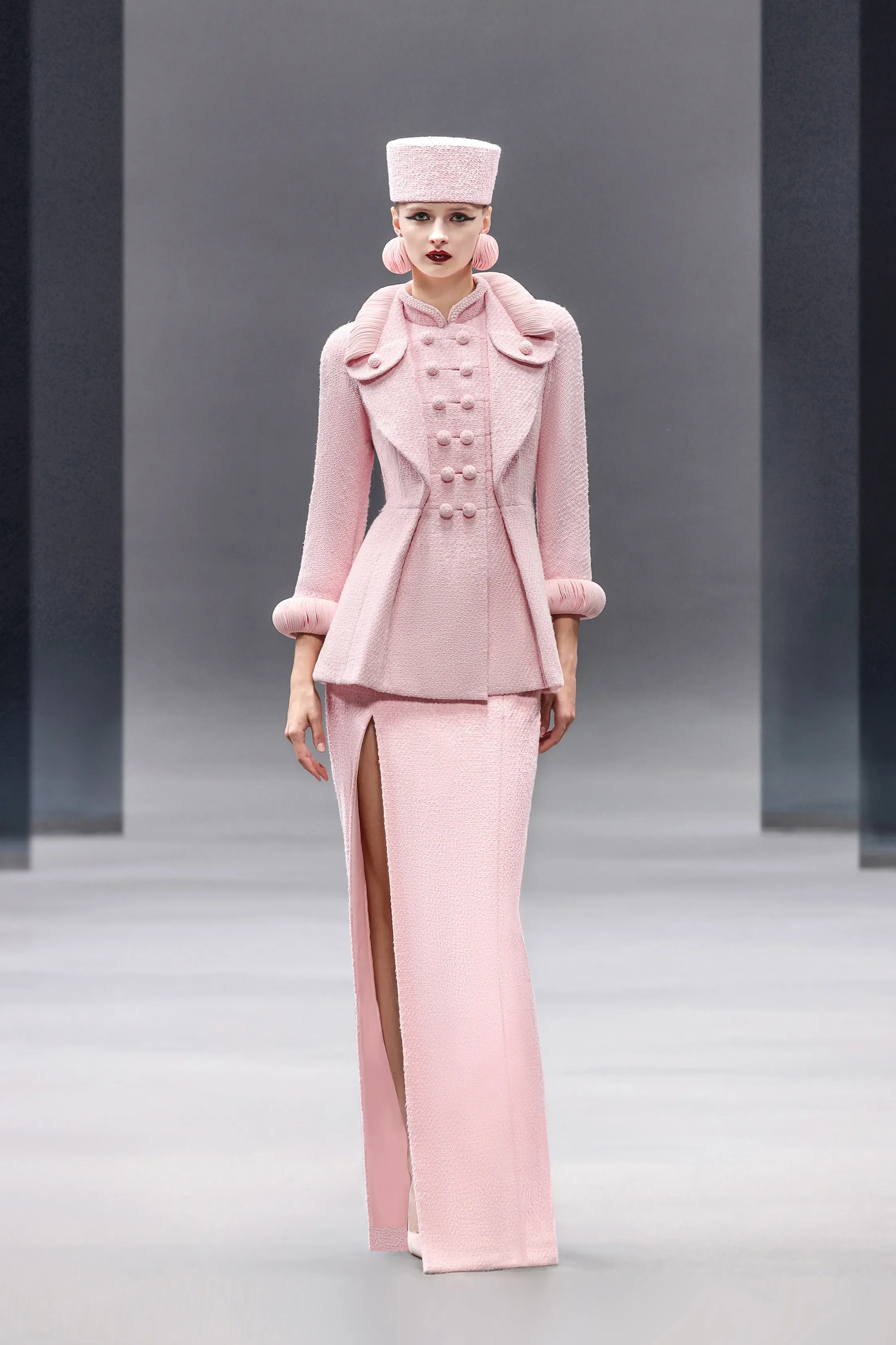 00001-chochengco-fall-2026-couture-credit-brand.webp