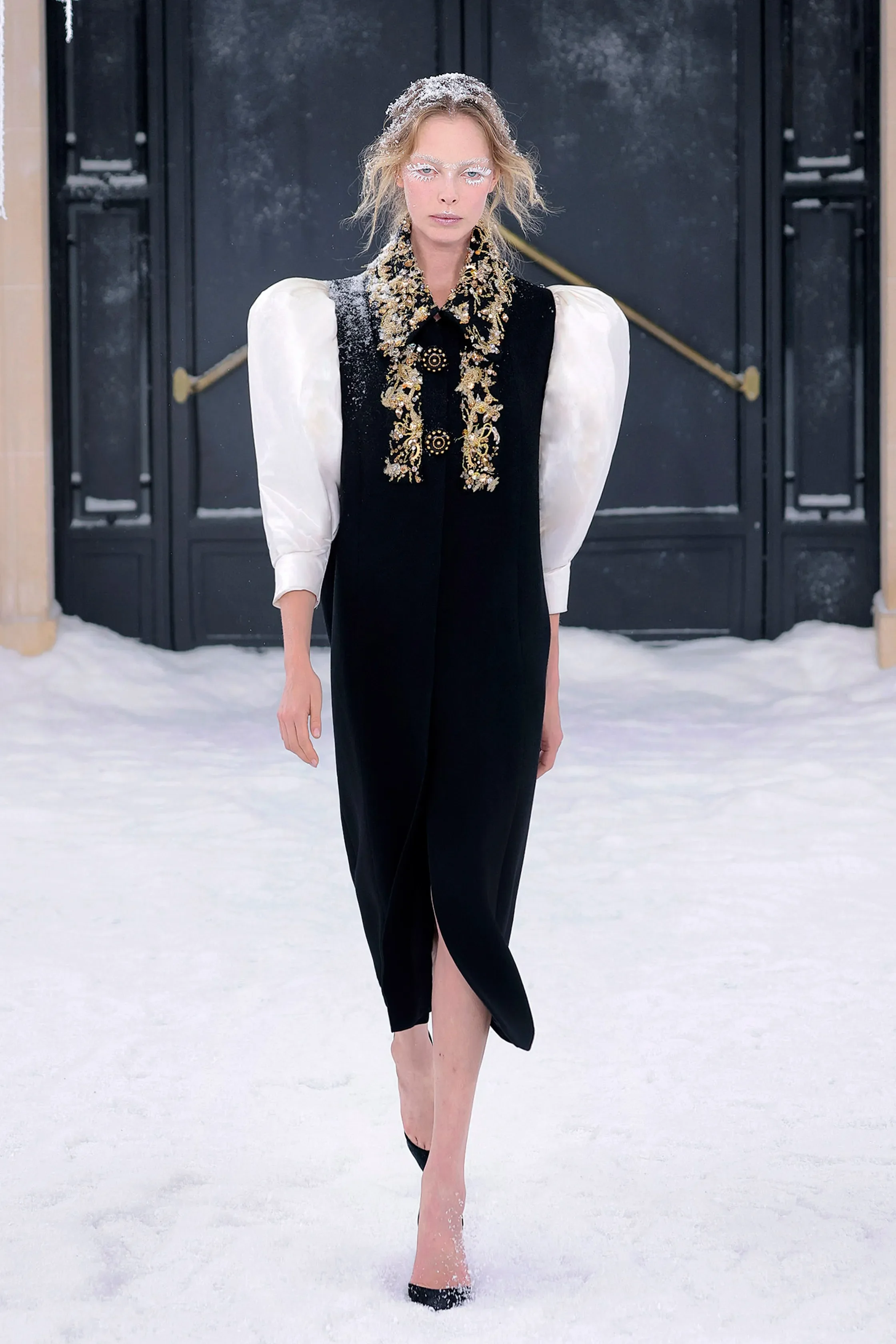 00015-celia-kritharioti-fall-2026-couture-credit-brand.webp