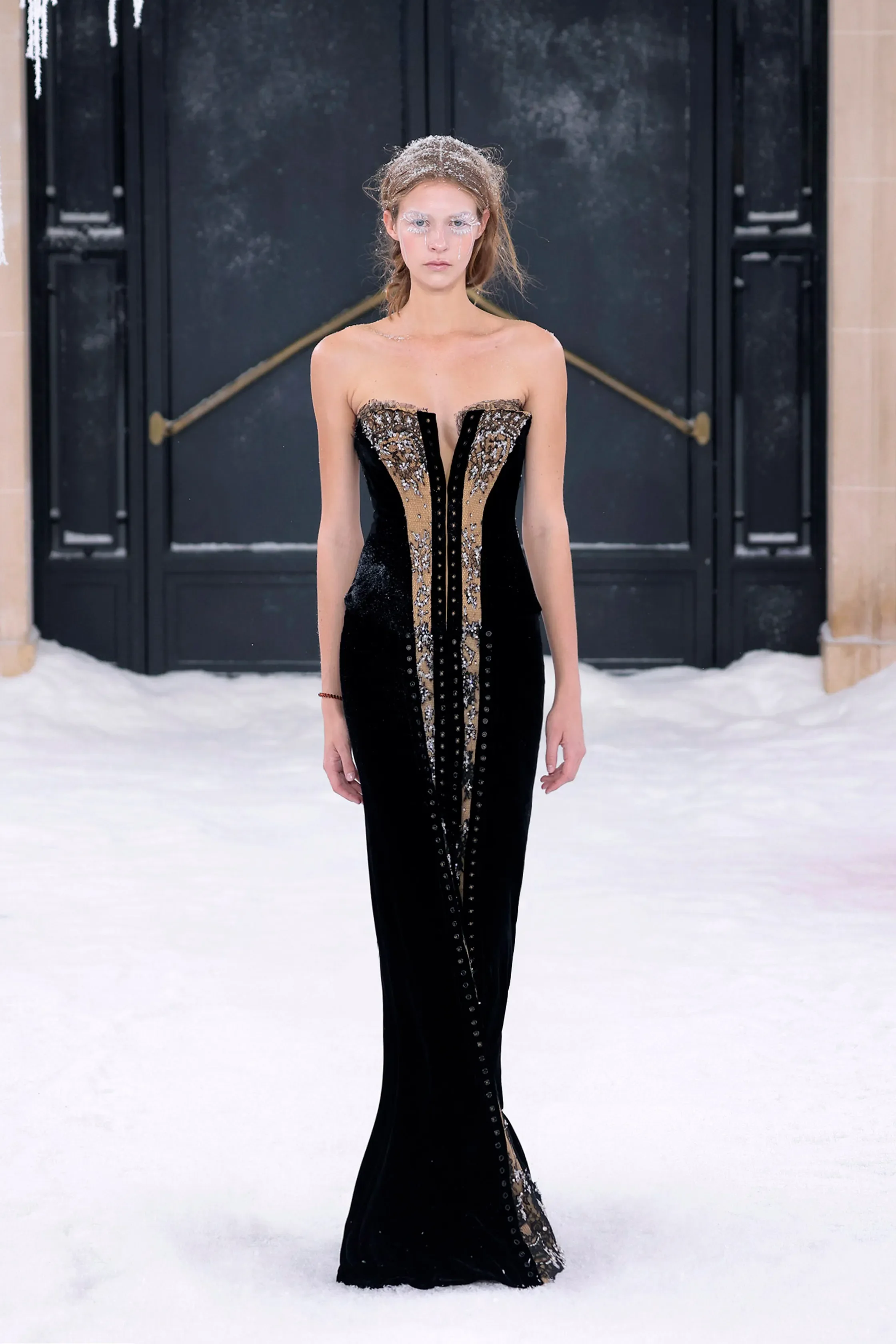 00047-celia-kritharioti-fall-2026-couture-credit-brand.webp