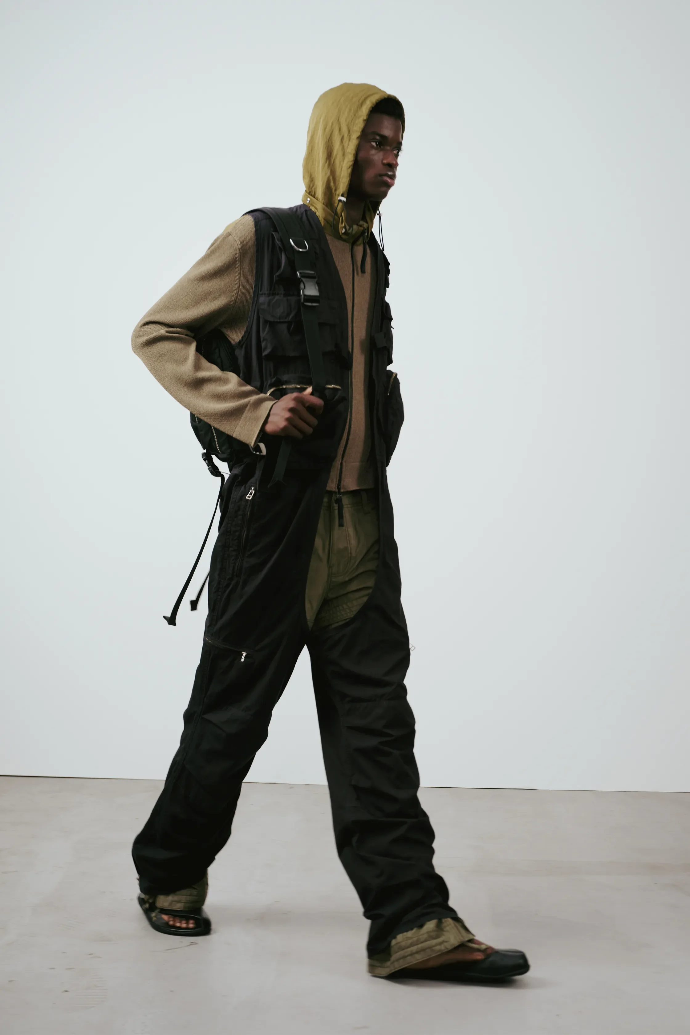 00014-ambush-spring-2027-ready-to-wear-credit-brand.webp