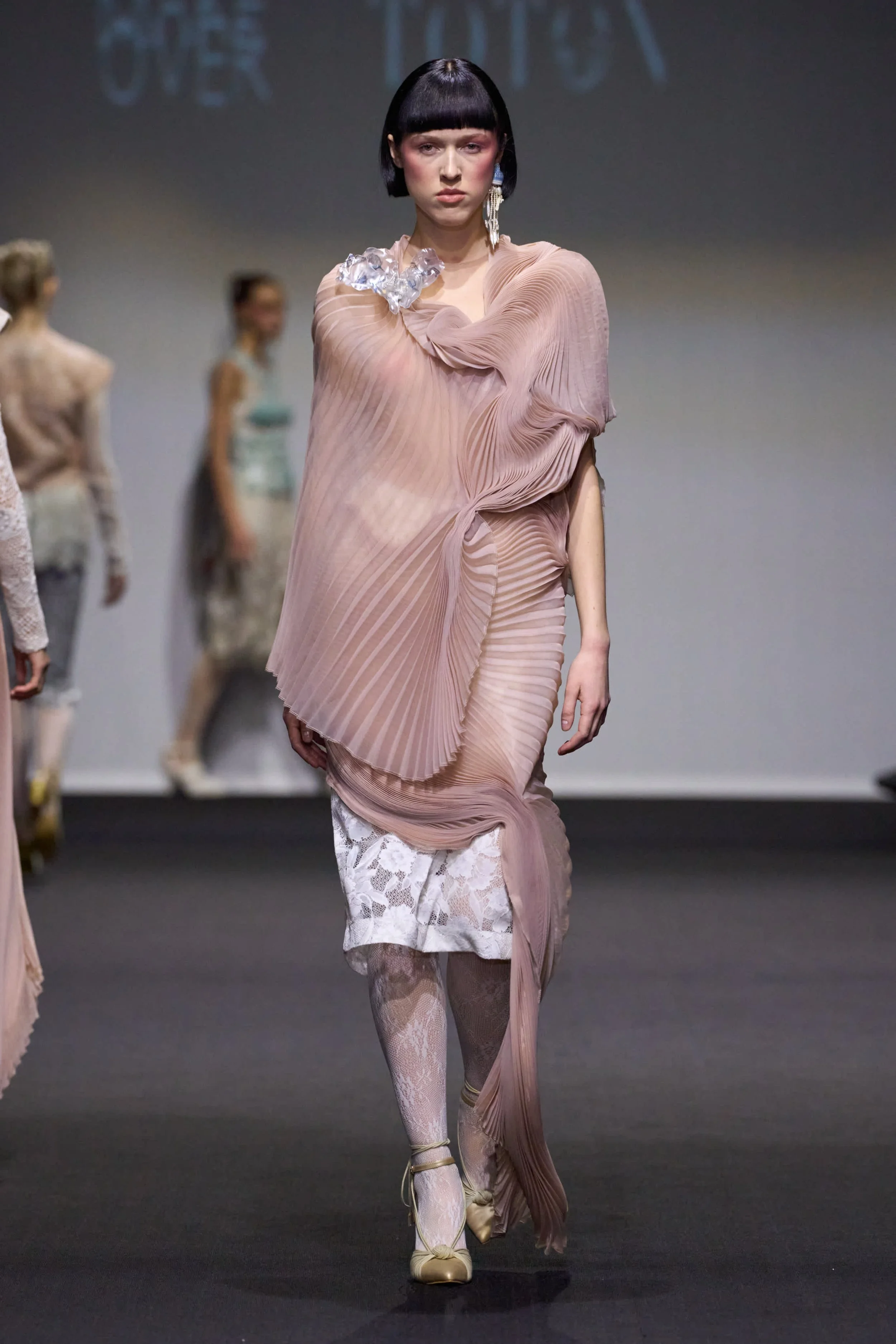 Toton HC F25 014.jpg