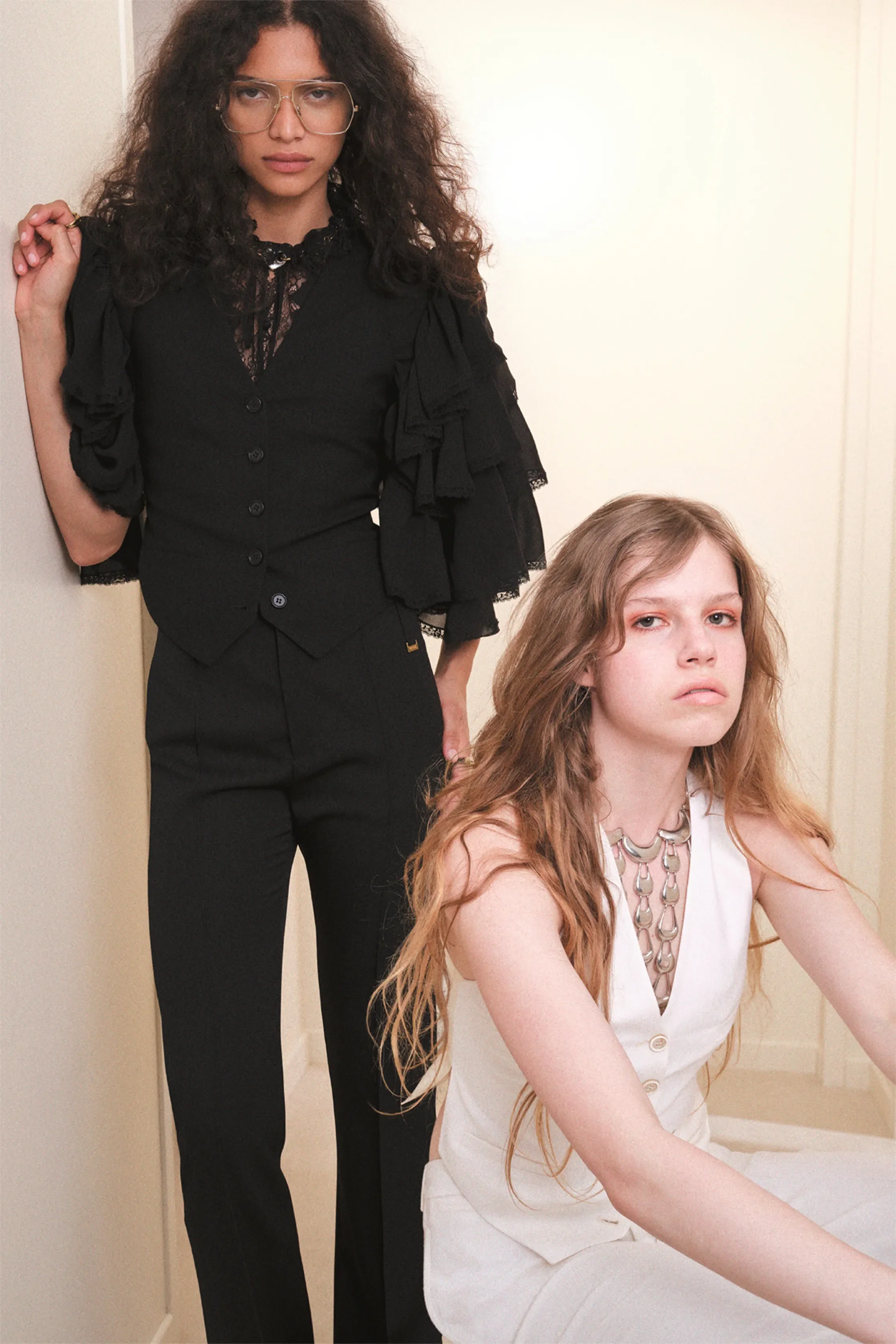 00012-chloe-resort-2027-credit-brand.webp