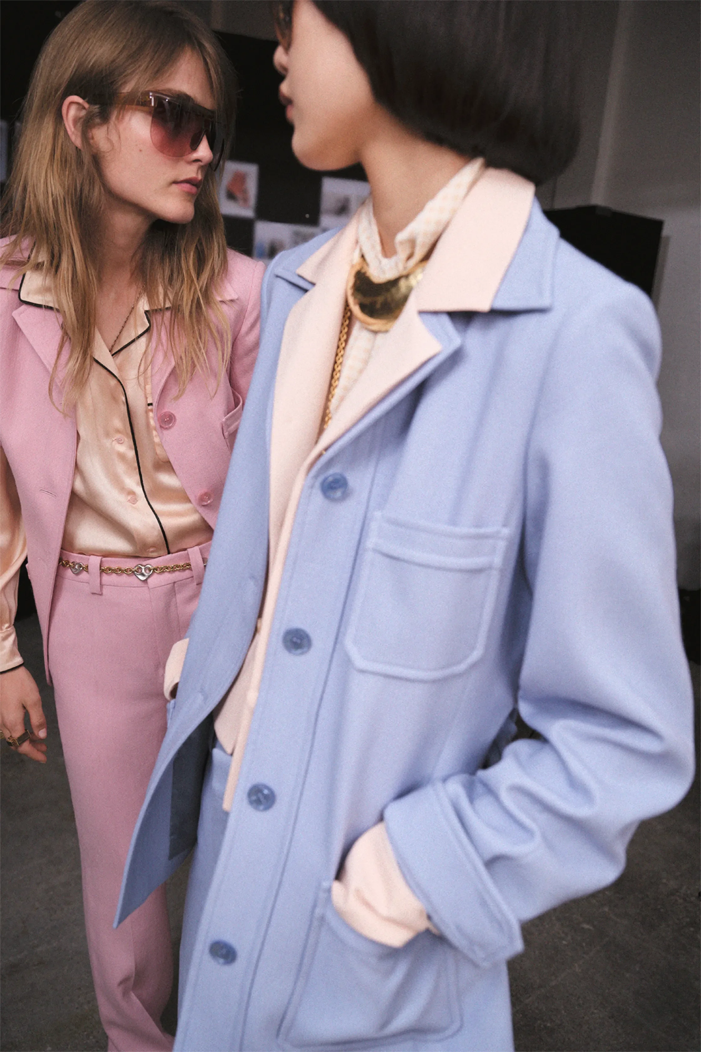 00033-chloe-resort-2027-credit-brand.webp