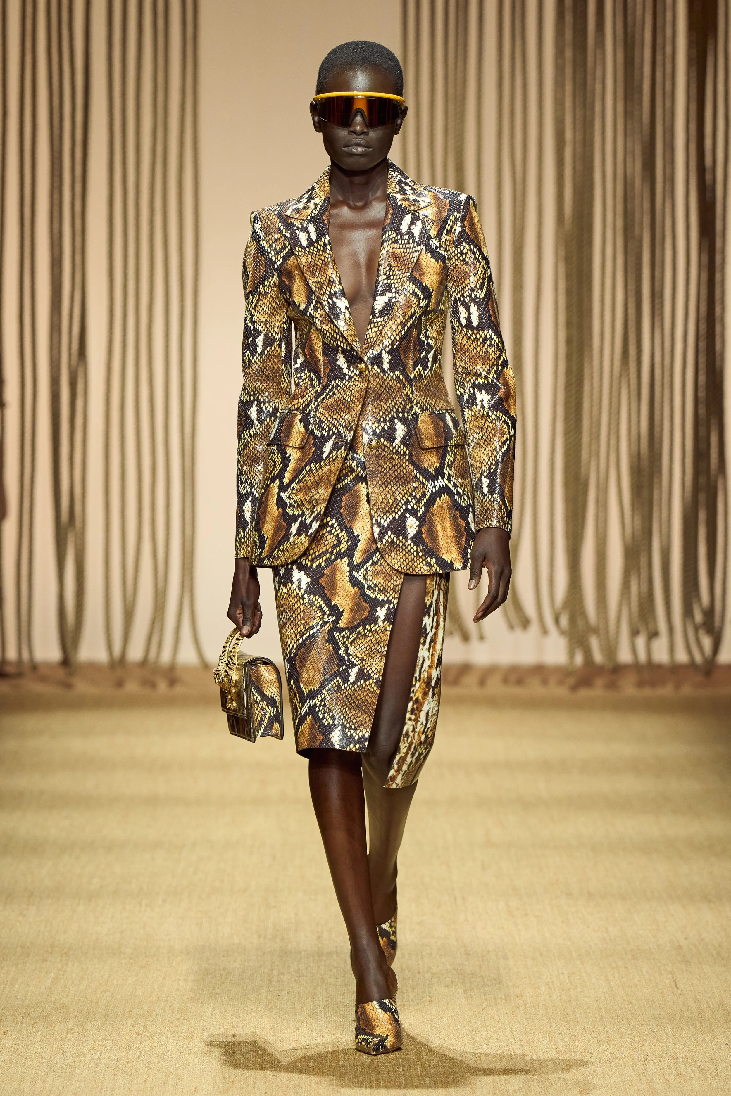 Roberto Cavalli 2X3 026.JPG