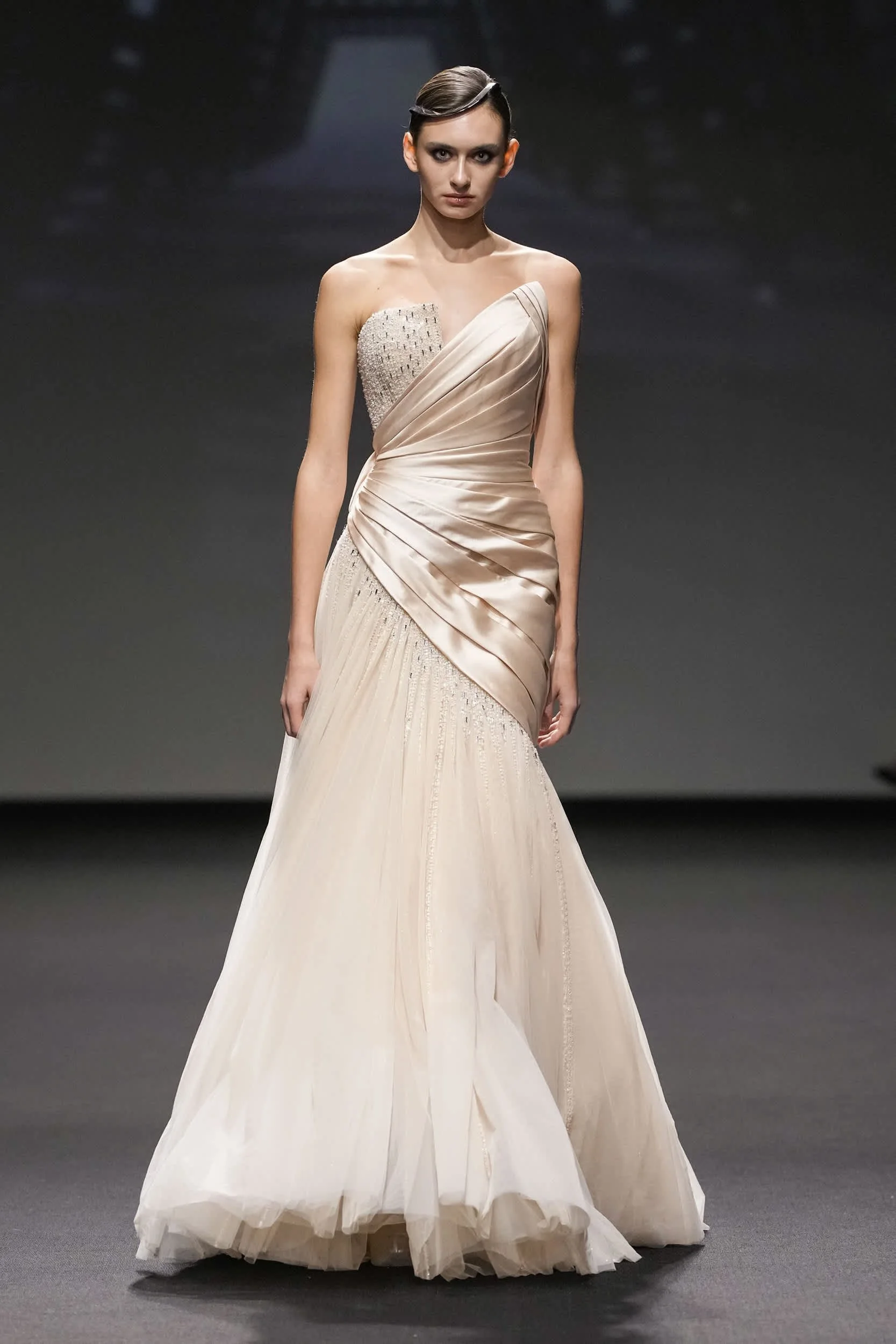 ANTOINE KAREH_DUBAI FASHION WEEK_AW25-26_021.jpg