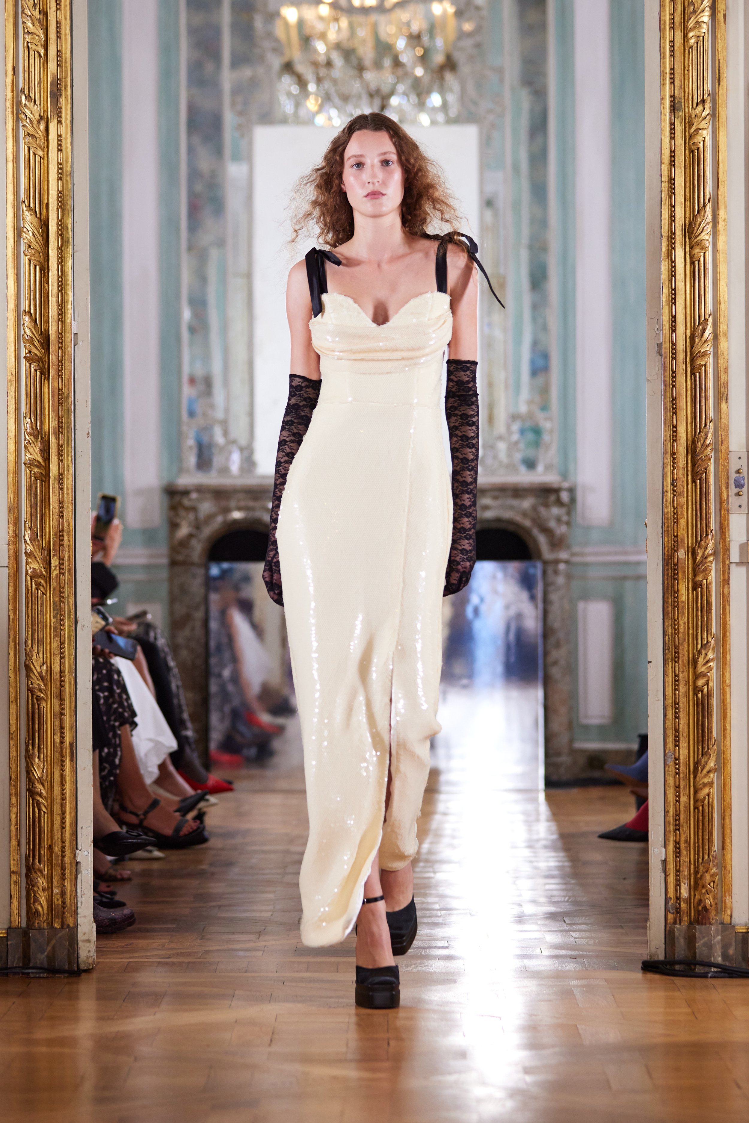 RVNG_ss25_runway_press_look04.jpg