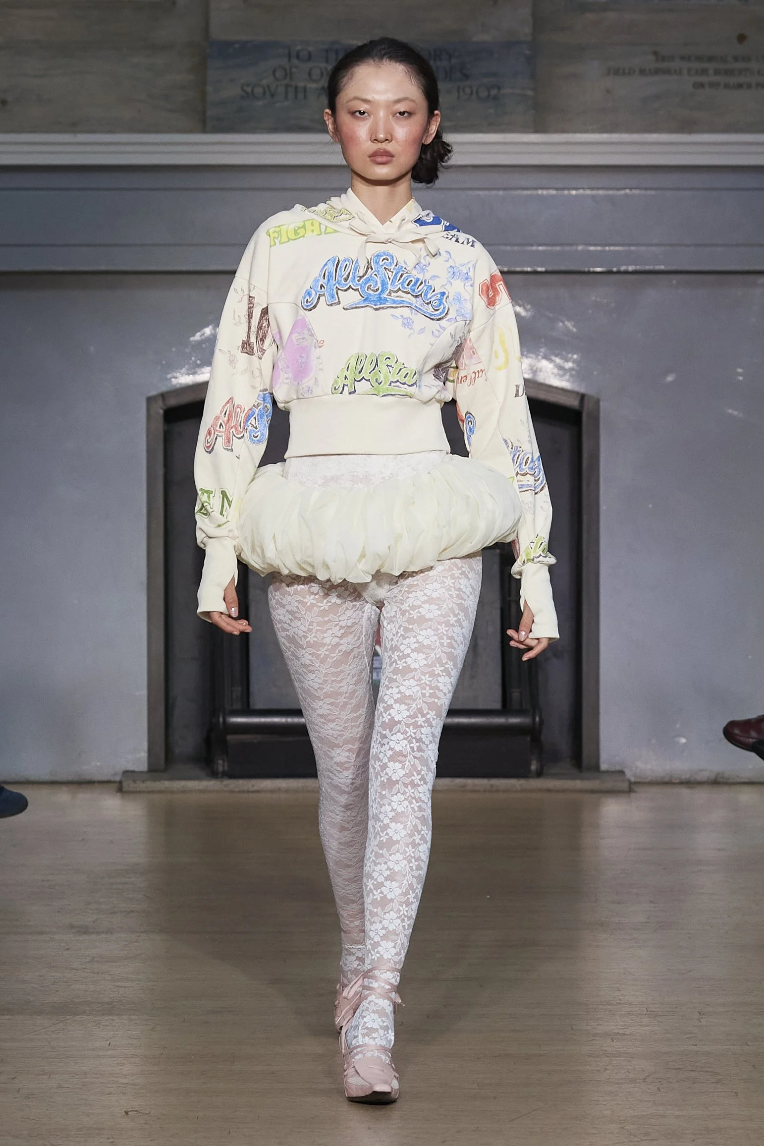 Yuhan Wang_show_looks_023.JPG