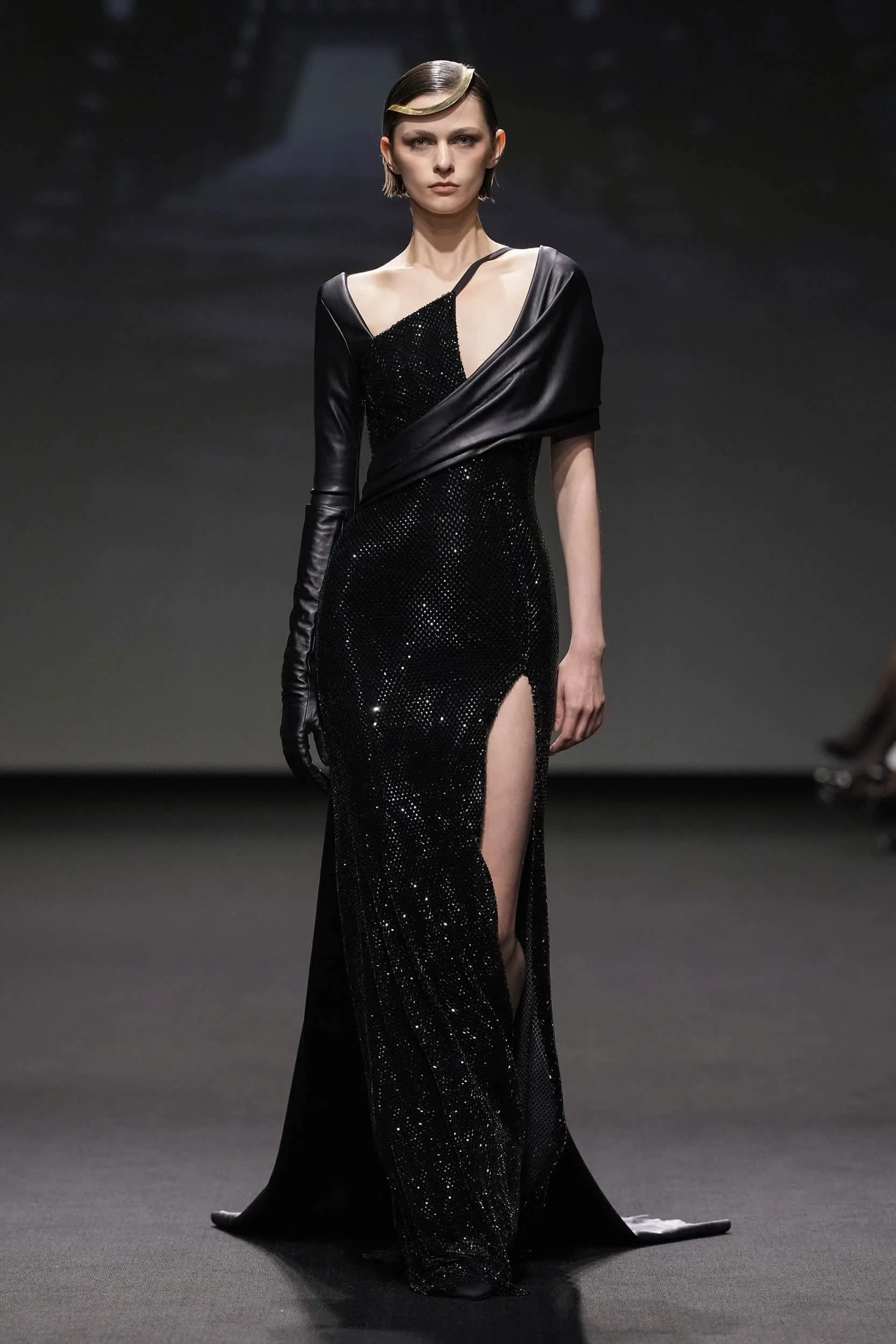 ANTOINE KAREH_DUBAI FASHION WEEK_AW25-26_006.jpg