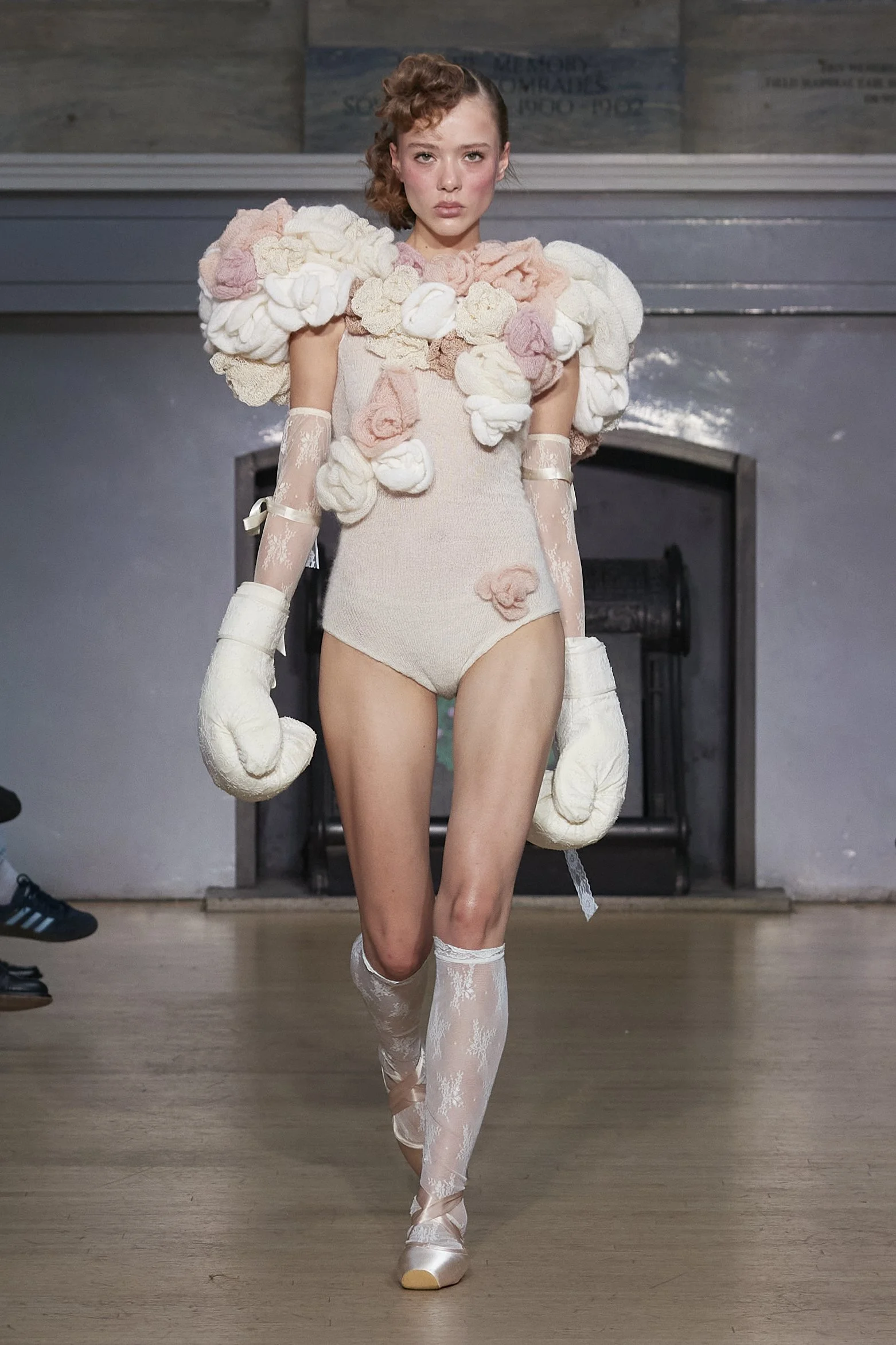 Yuhan Wang_show_looks_031.JPG