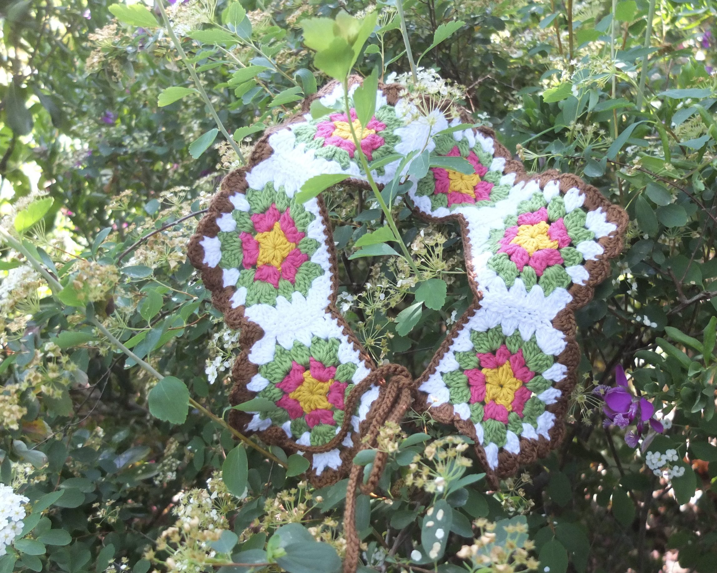 aurealopez crochet cuello flores.png