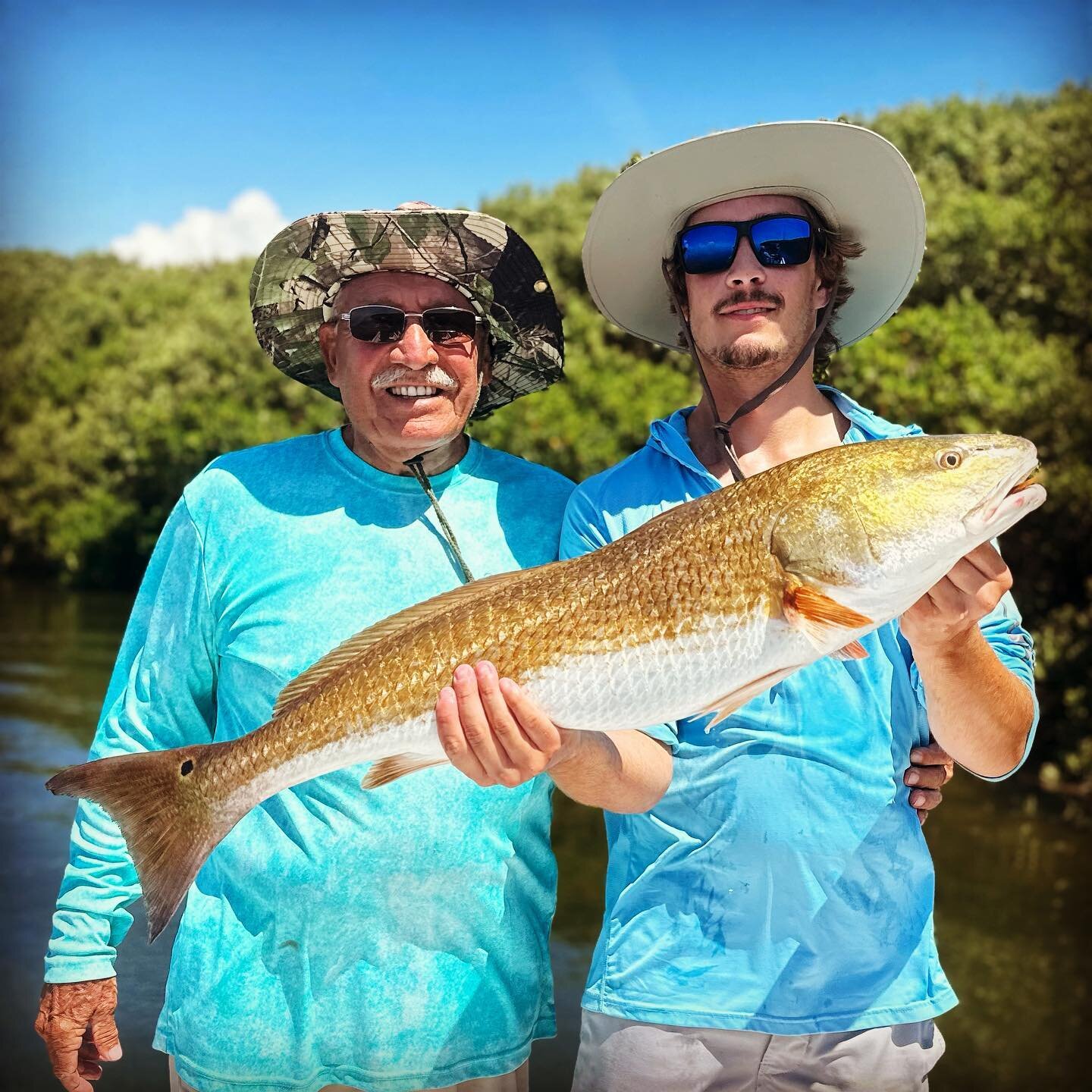 Found some big one this afternoon. The tides was slow but the bit was good. #crystalriver #captjameskerr
#crystalriverflatsfishing #fishing #naturecoast #seatrout #snook  #visitflorida #sodiumfishinggear #crystalriverfishing #inshorefishing #redfish 