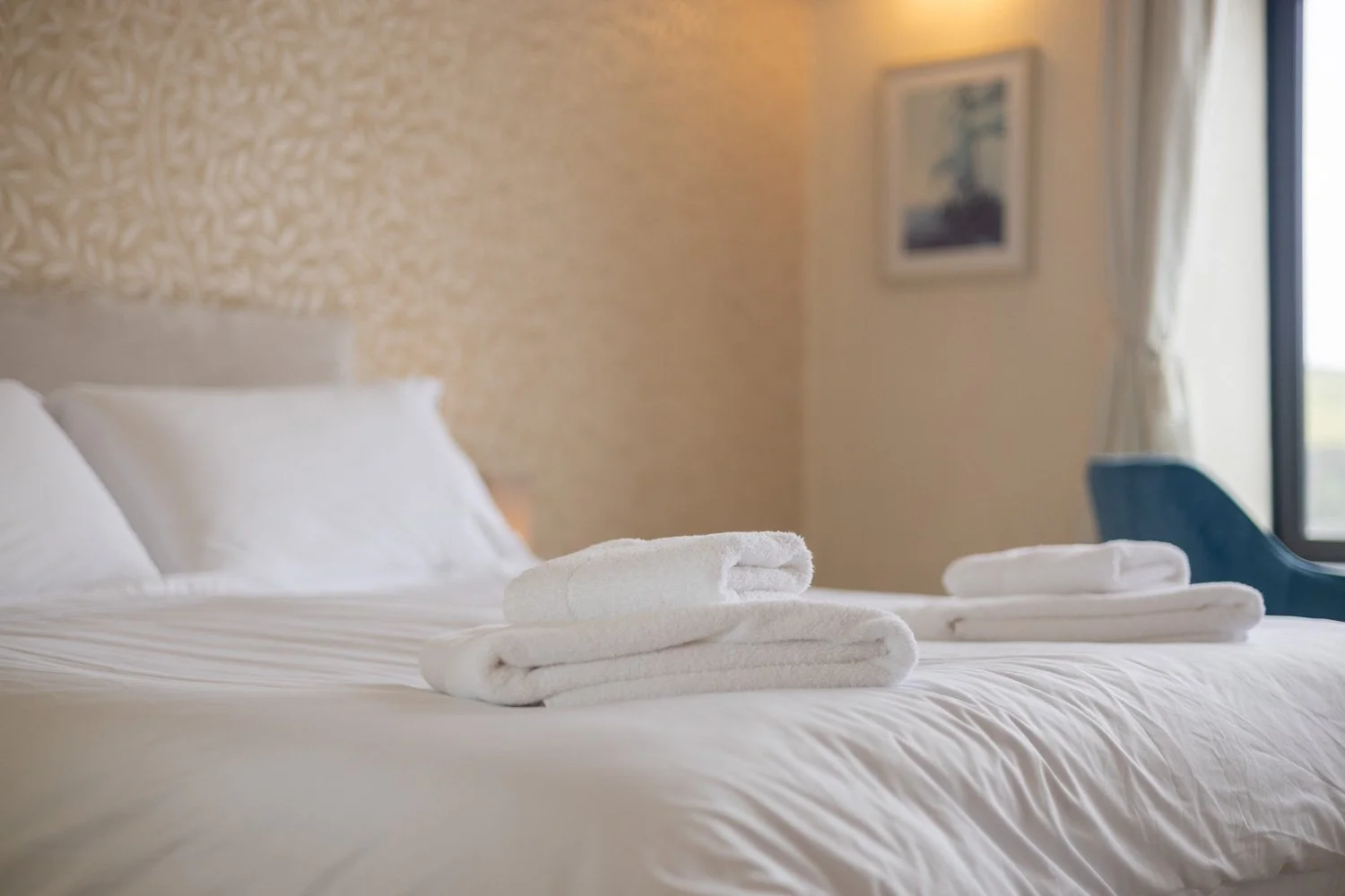 Falcons Nest Hotel_07.08.25_Room 4.jpg