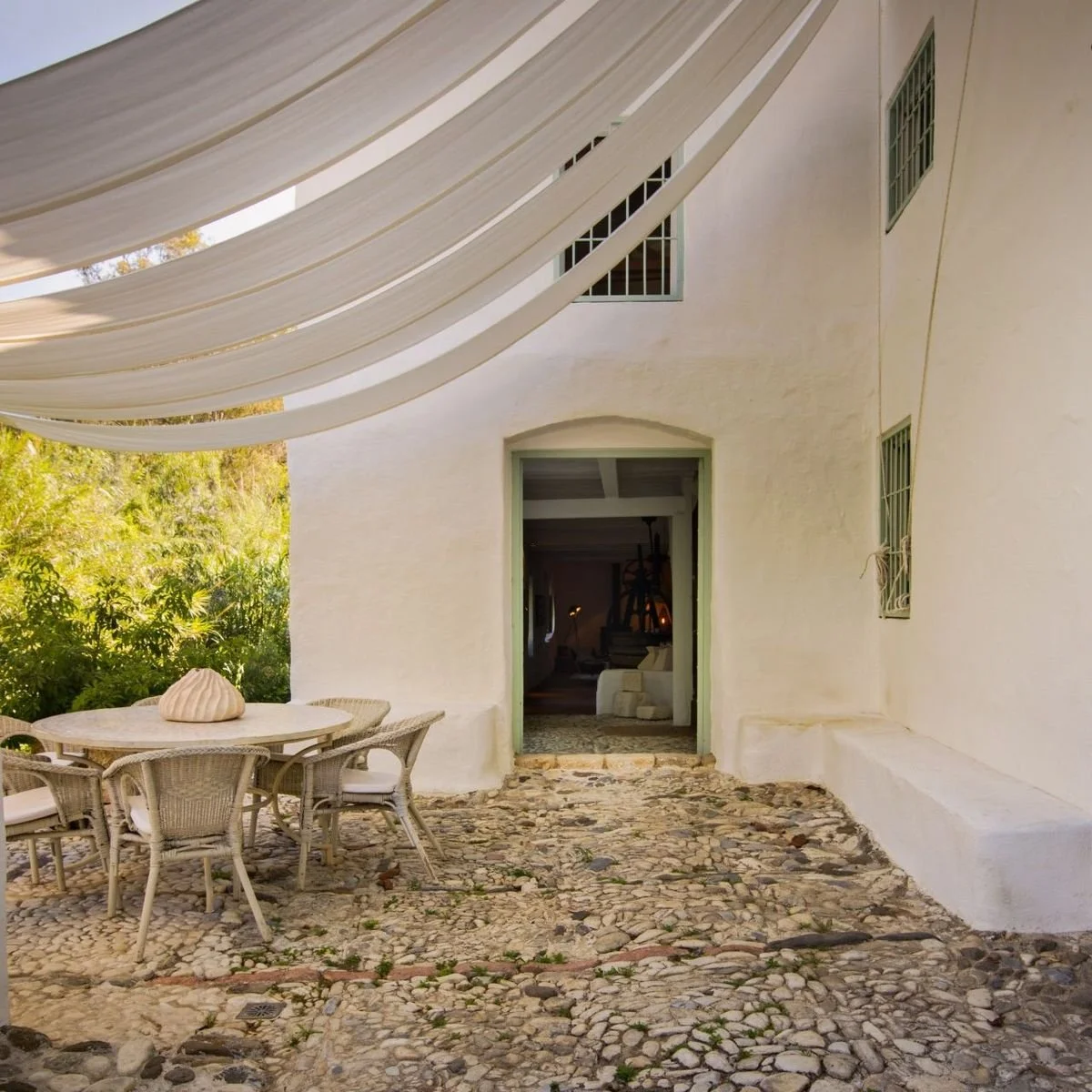 Designing for the Heat: How to Keep Your Costa del Sol Home Cool All Summer