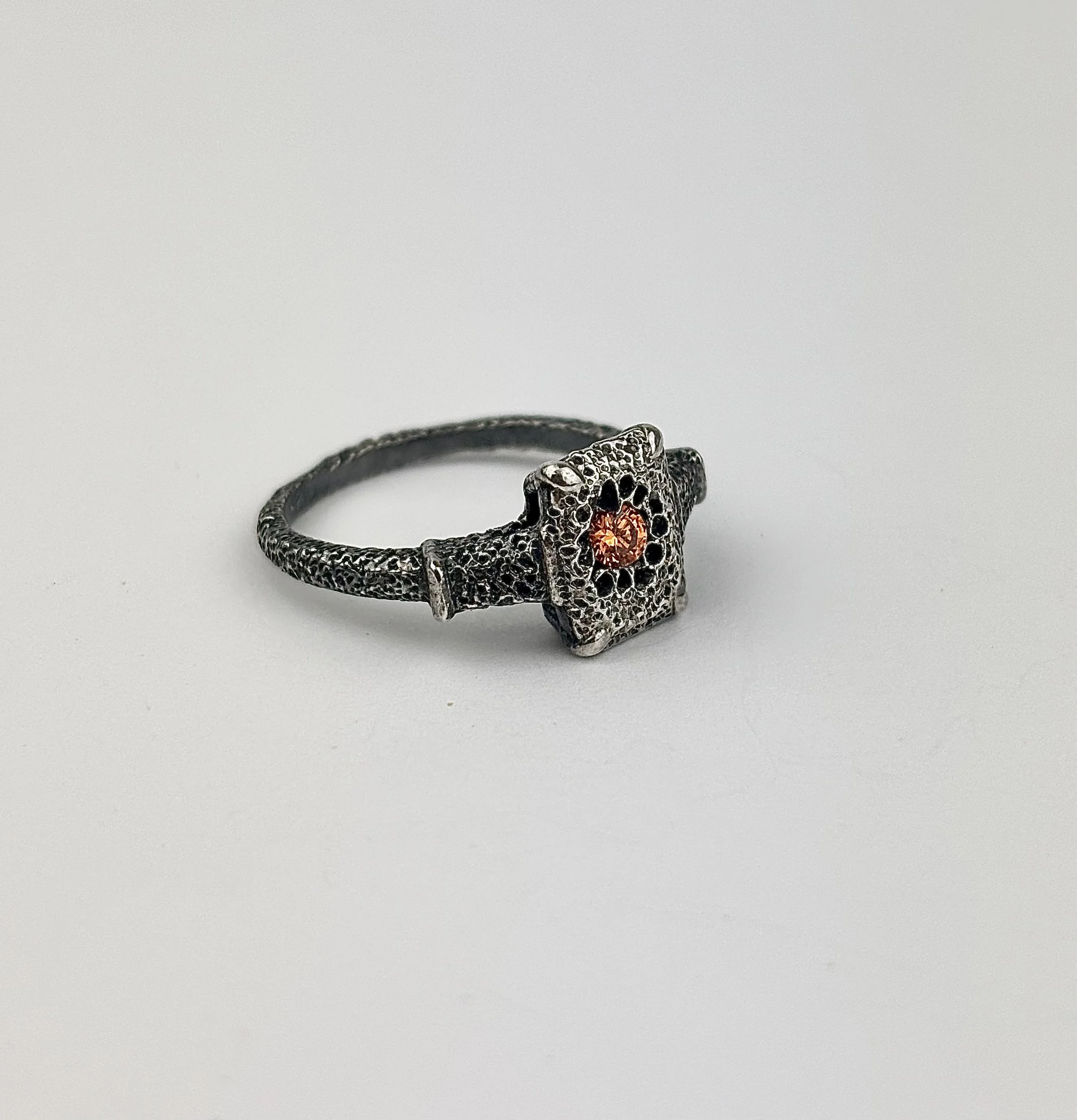 Ring 25#