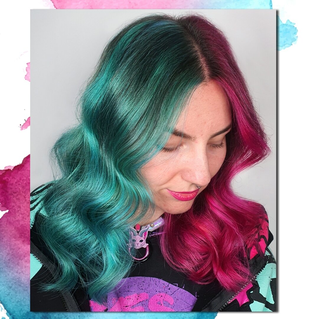 💗💙@ardeniteofficial Split Hair Re-Do💙💗⁠
Oana is a regular at our Hairspace and it was time again to re-bleach the transition as her regrowth was quite long after several months of growing. ⁠
Natural roots transitioning into light turquoise &amp; 