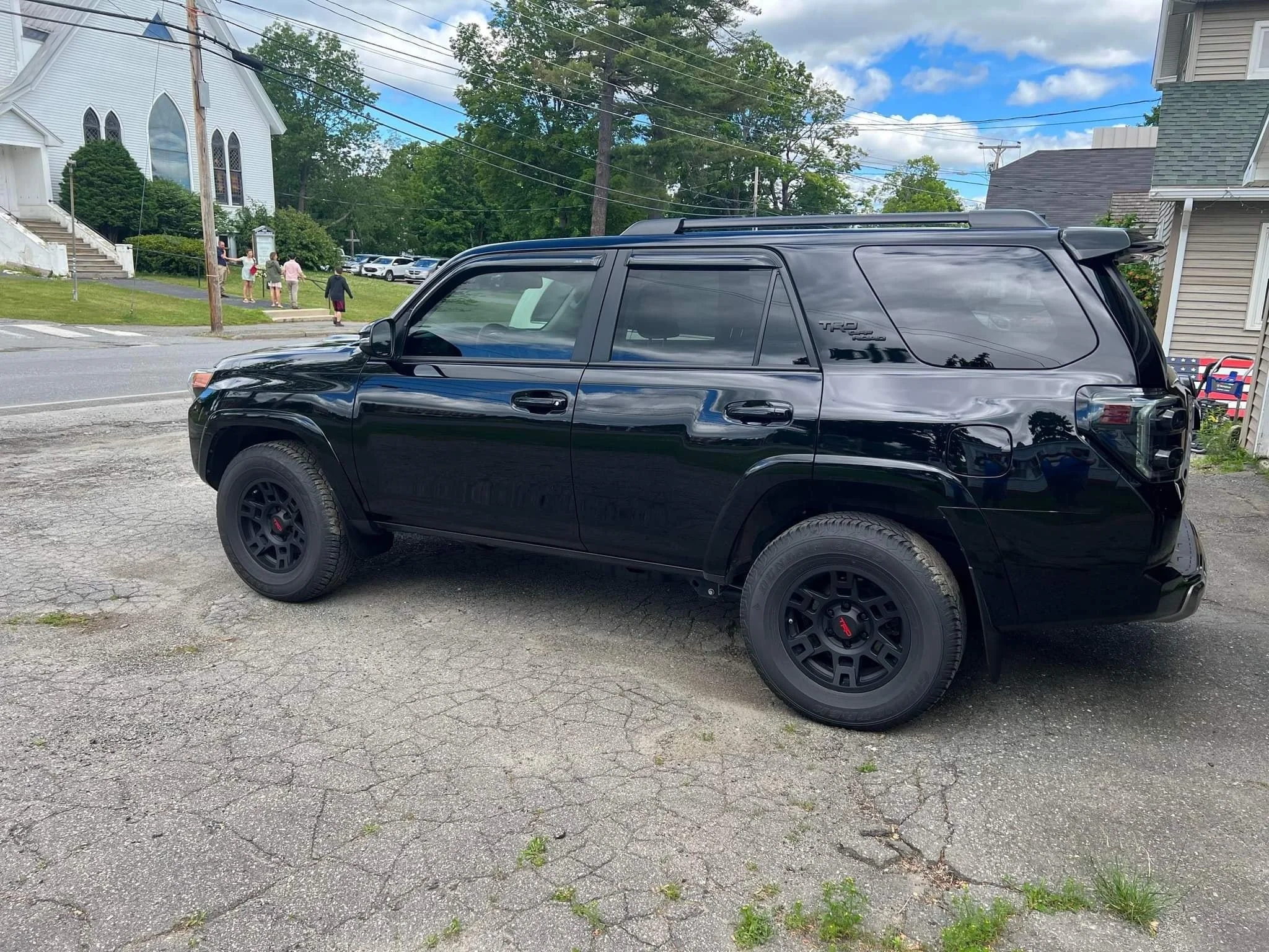 Black 4 Runner back.jpg