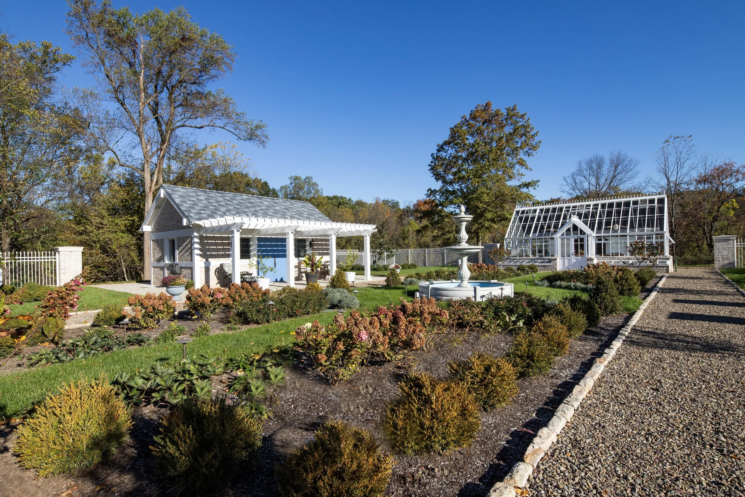 ORCHARD HILL GREENHOUSE &amp; POTTING SHED
