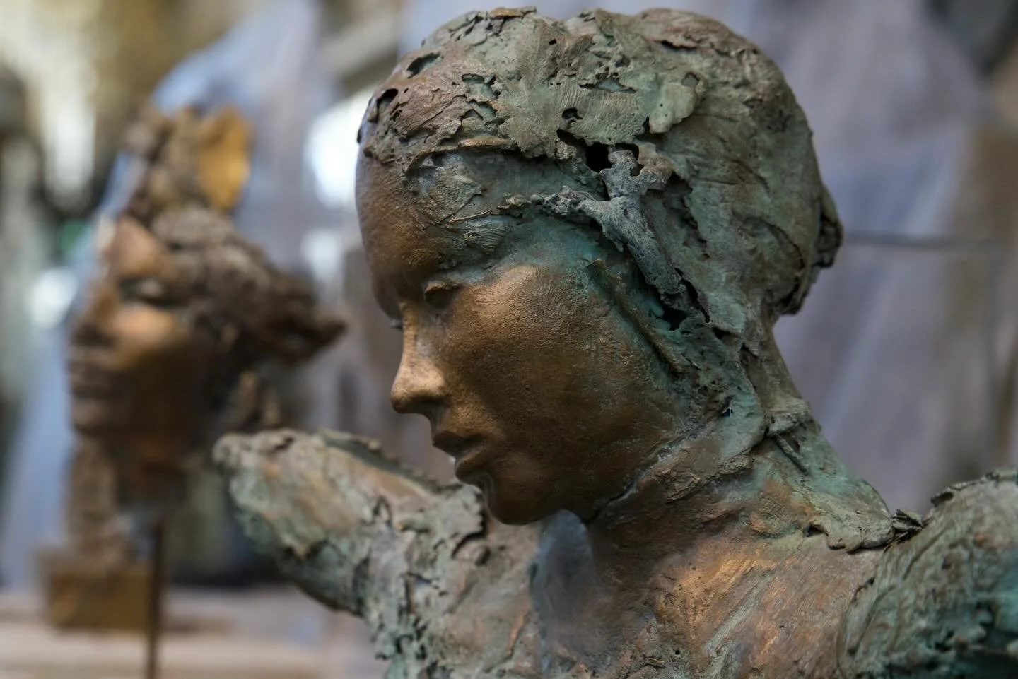 Romolo Del Deo
Detail of Leaf Daphne (Study for the Tree of Life Which IS Ours)
Bronze

@fonderia_artisticalarte