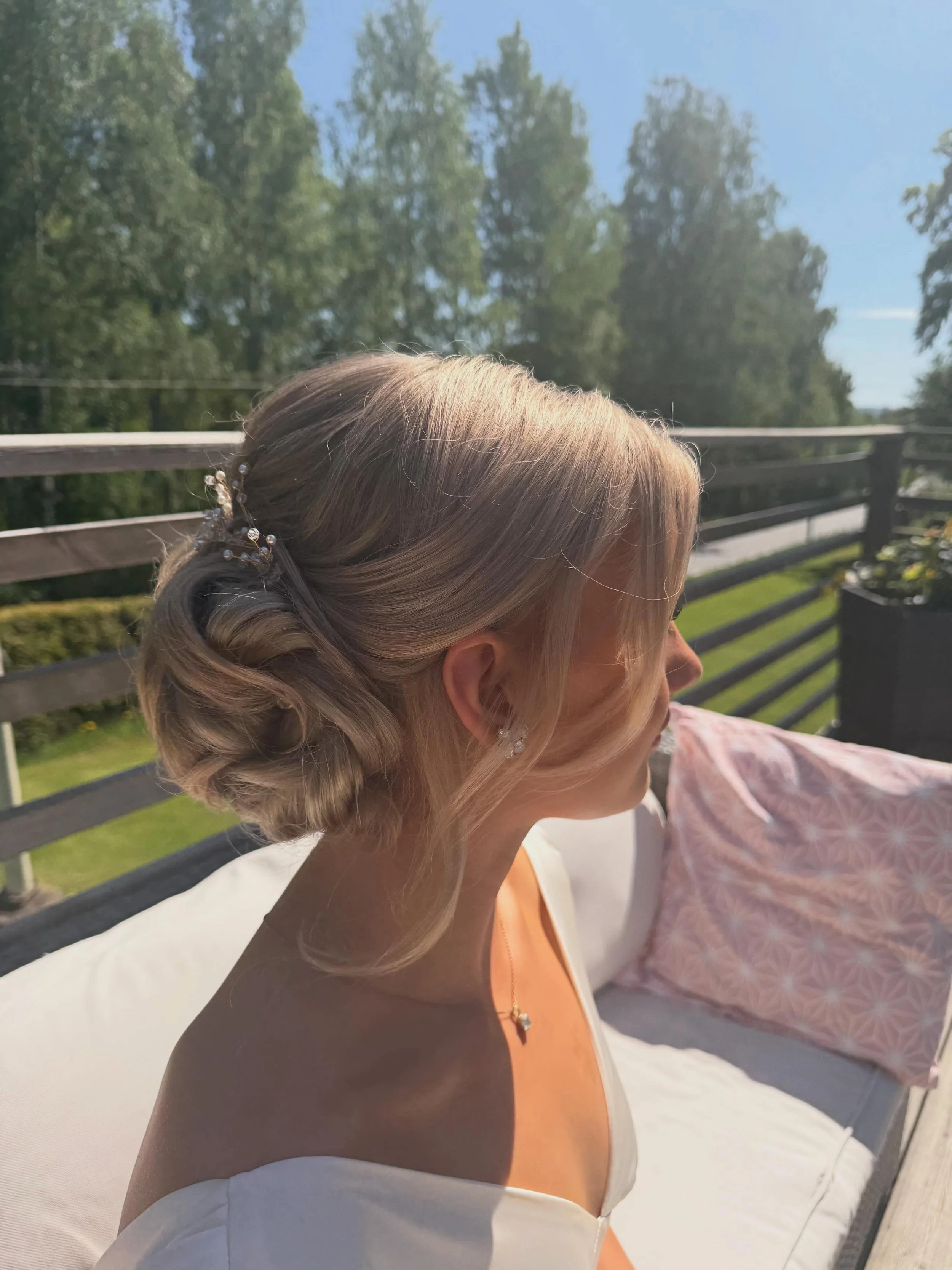 Dagens upps&auml;ttning till studentbalen! Fick &auml;ran att g&ouml;ra Amanda fin in i h&aring;ret💕