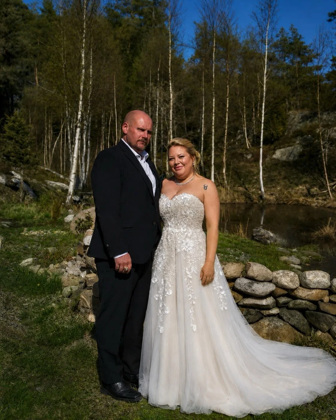 &Aring;rets f&ouml;rsta brud 💍💫❤️ Tack Veronica f&ouml;r att jag fick &auml;ran att g&ouml;ra din br&ouml;llopsfrisyr 💫 Vilken str&aring;lande dag ni fick ❤️
Kram Lotta
 #br&ouml;llop  #bride #fris&ouml;rkungsbacka