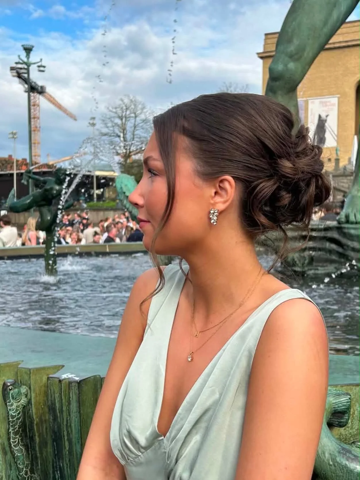 &Aring;rets f&ouml;rsta studentbal h&aring;rupps&auml;ttning ✨🍃🥂🎶
Fris&ouml;r Marielle&rdquo;
#studentbal #h&aring;rupps&auml;ttning