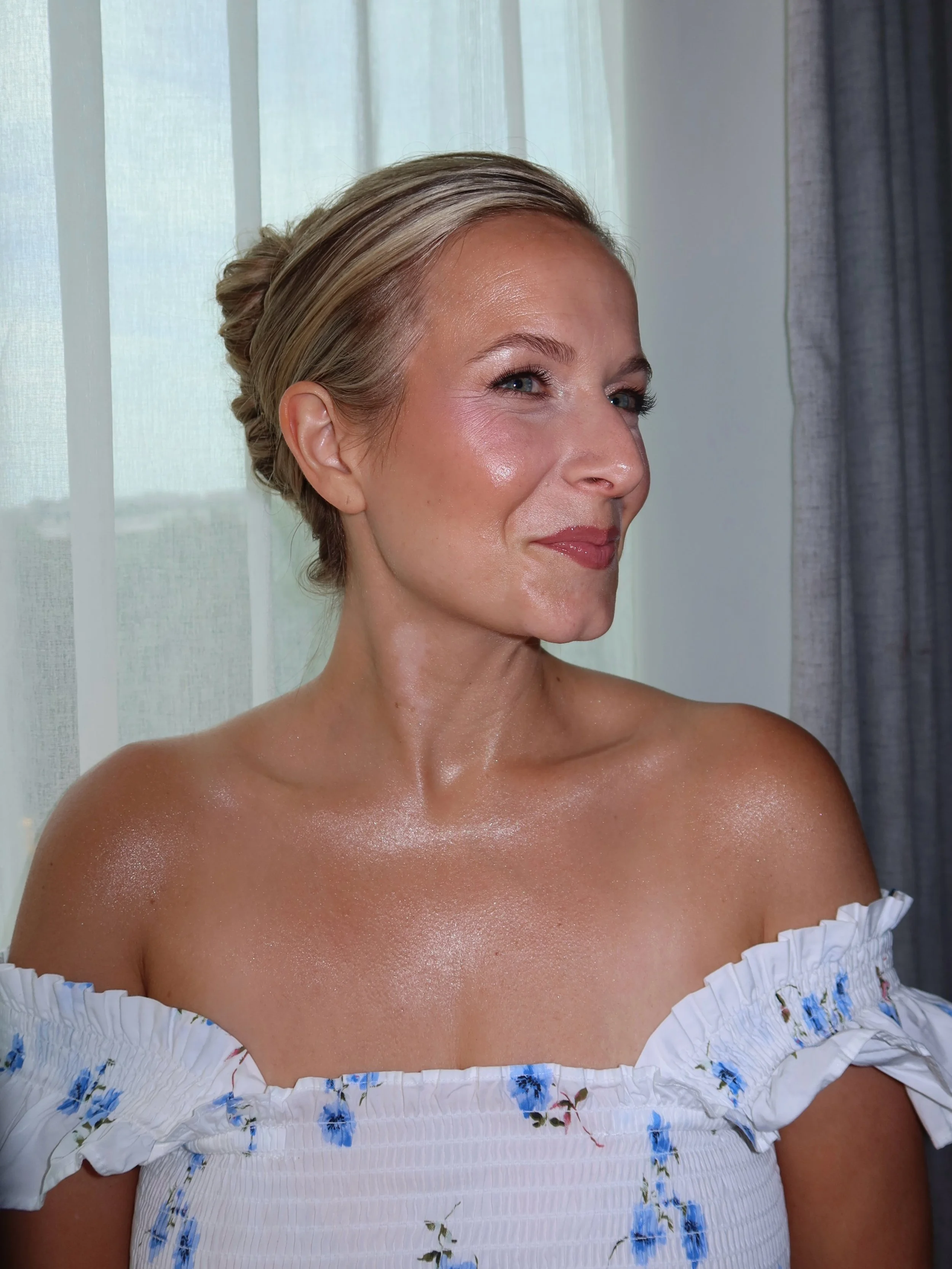 this hair and makeup was so timeless and elevated her natural beauty perfectly🤍