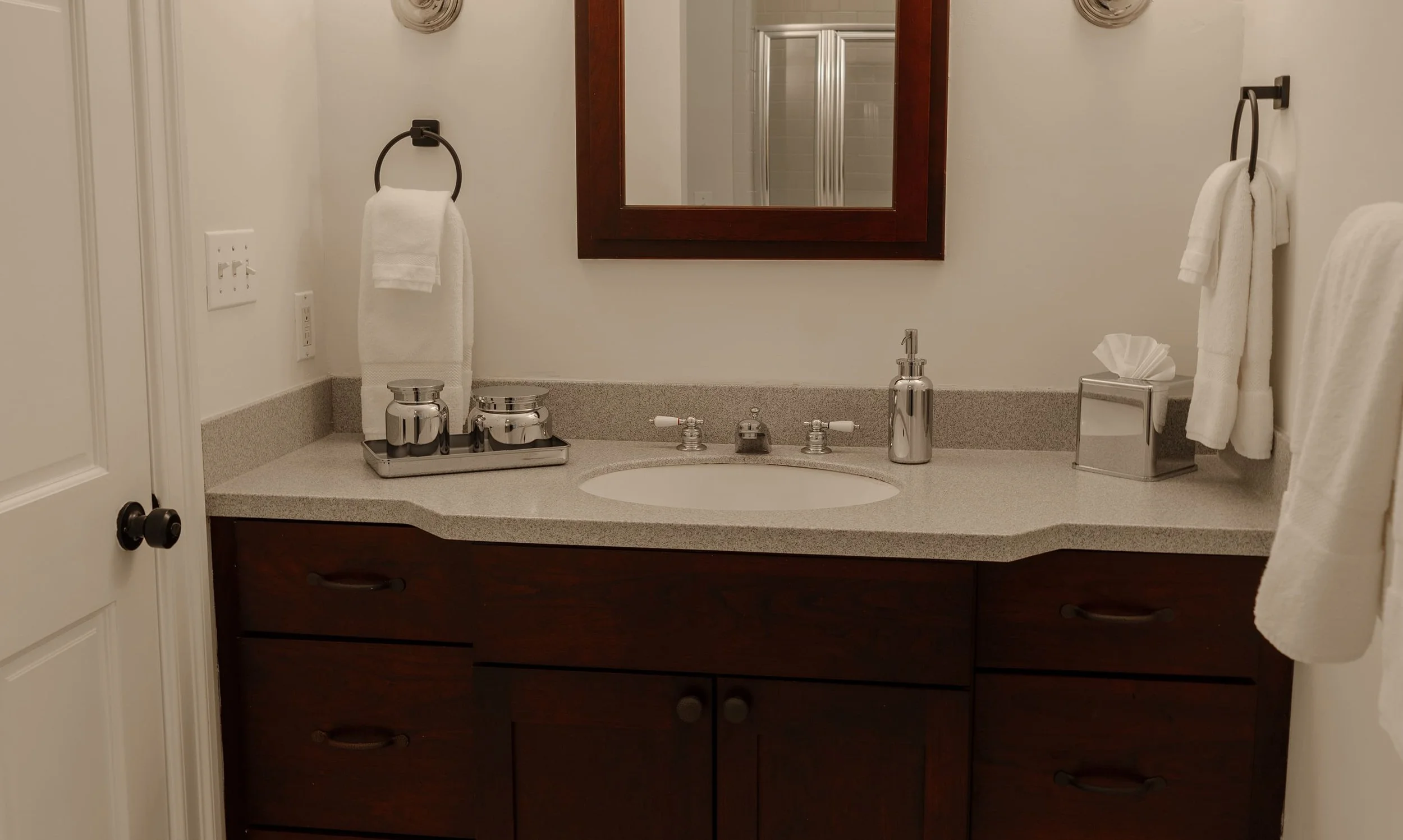 guest-house-bathroom-vanity-1.jpg
