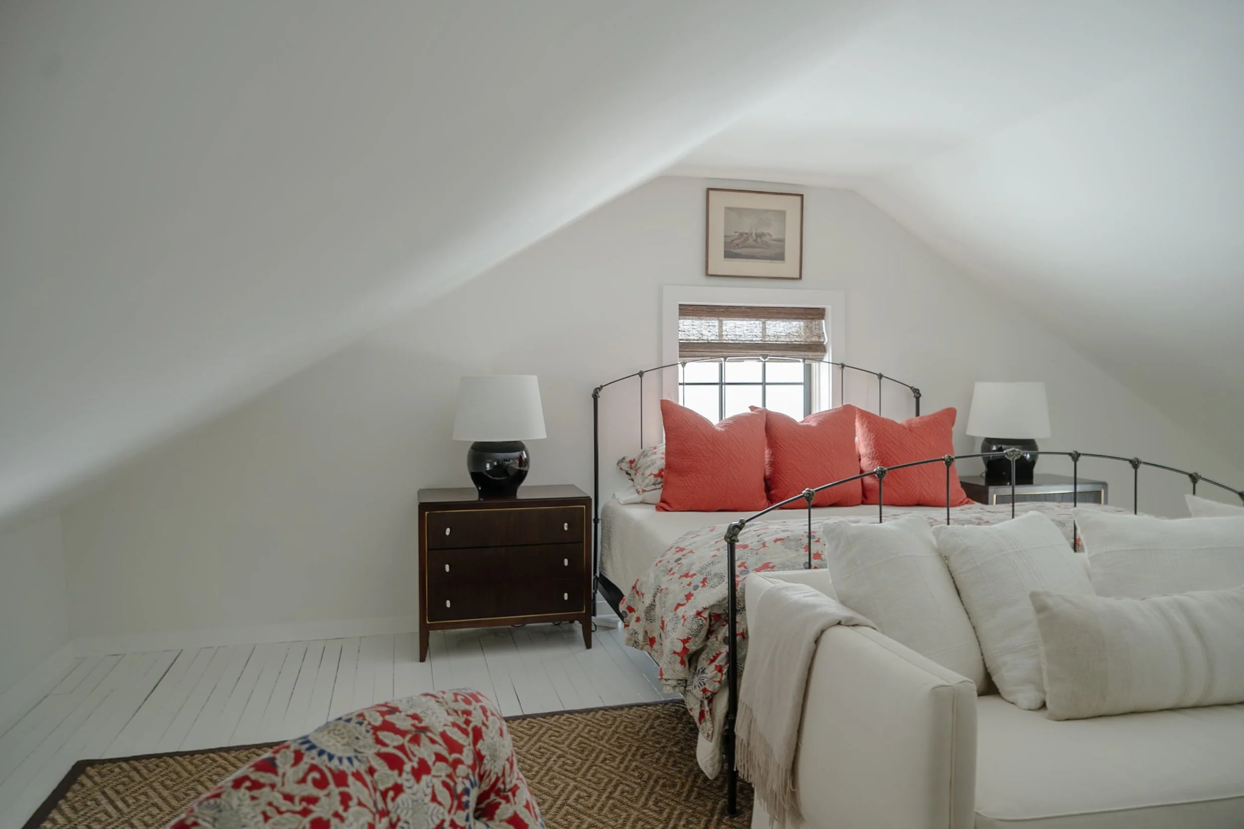 cottage-lofted-bedroom-2-slide.jpg
