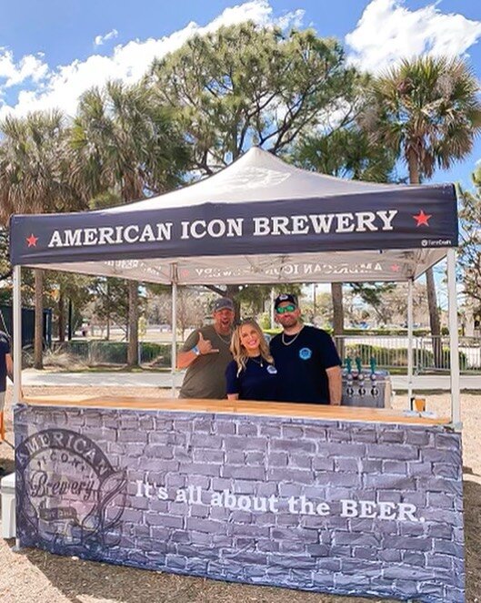 It&rsquo;s a great day to have a great day! 😉☀️ 
We had so much fun this weekend with American Icon Brewery, one of Tampa Bays Beer Week winners! 🍻 

#tampabaybeer #tampabaybeerweek #beerstagram #promotionalmodel #brandambassadors #drinkstagram #pr