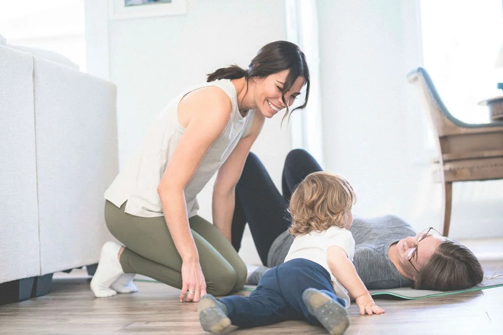 WHY YOU FEEL STUCK BETWEEN PHYSIO AND FITNESS (AND HOW A KINESIOLOGIST CAN HELP)