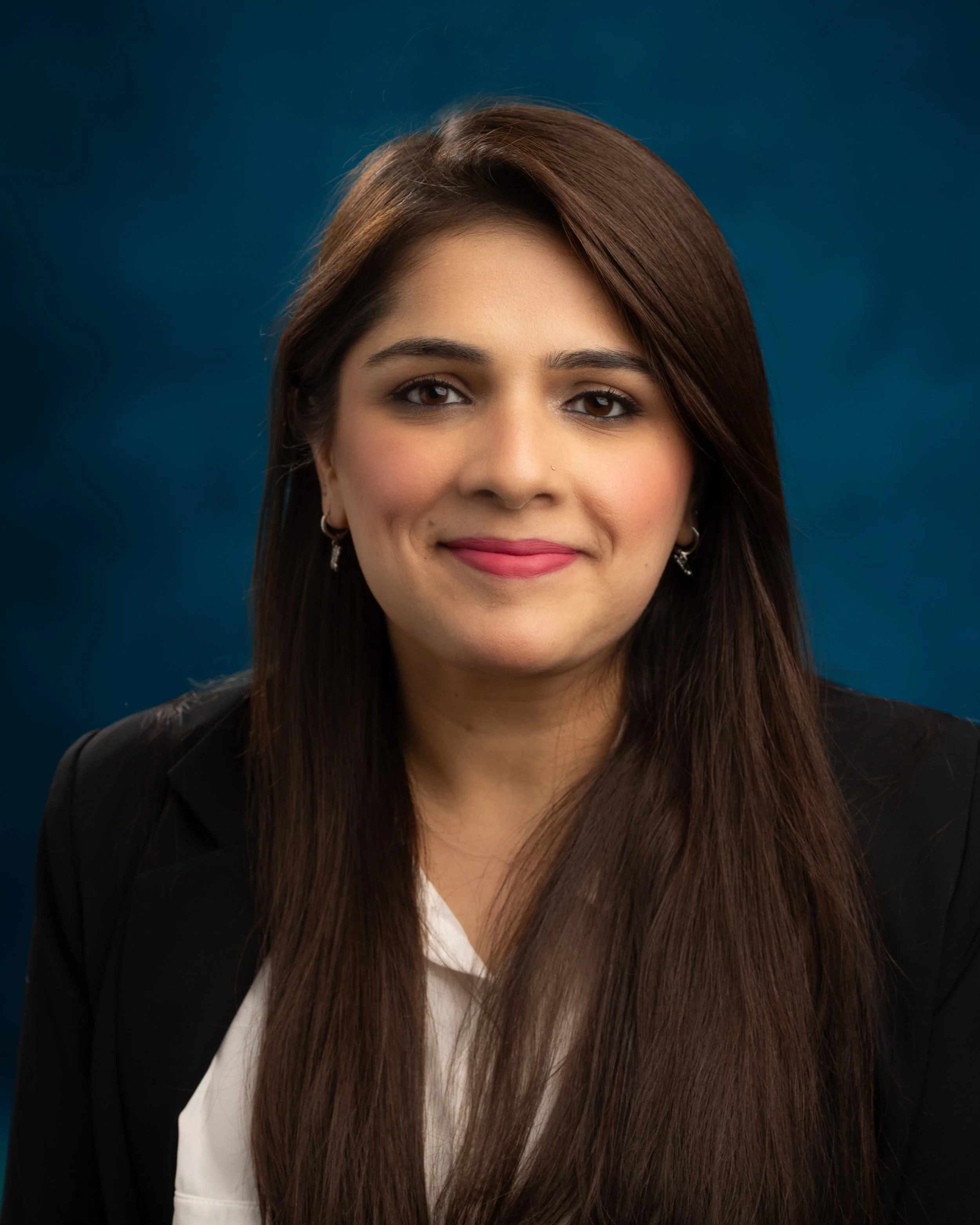 Portrait of Dr. Mahnoor Jadoon