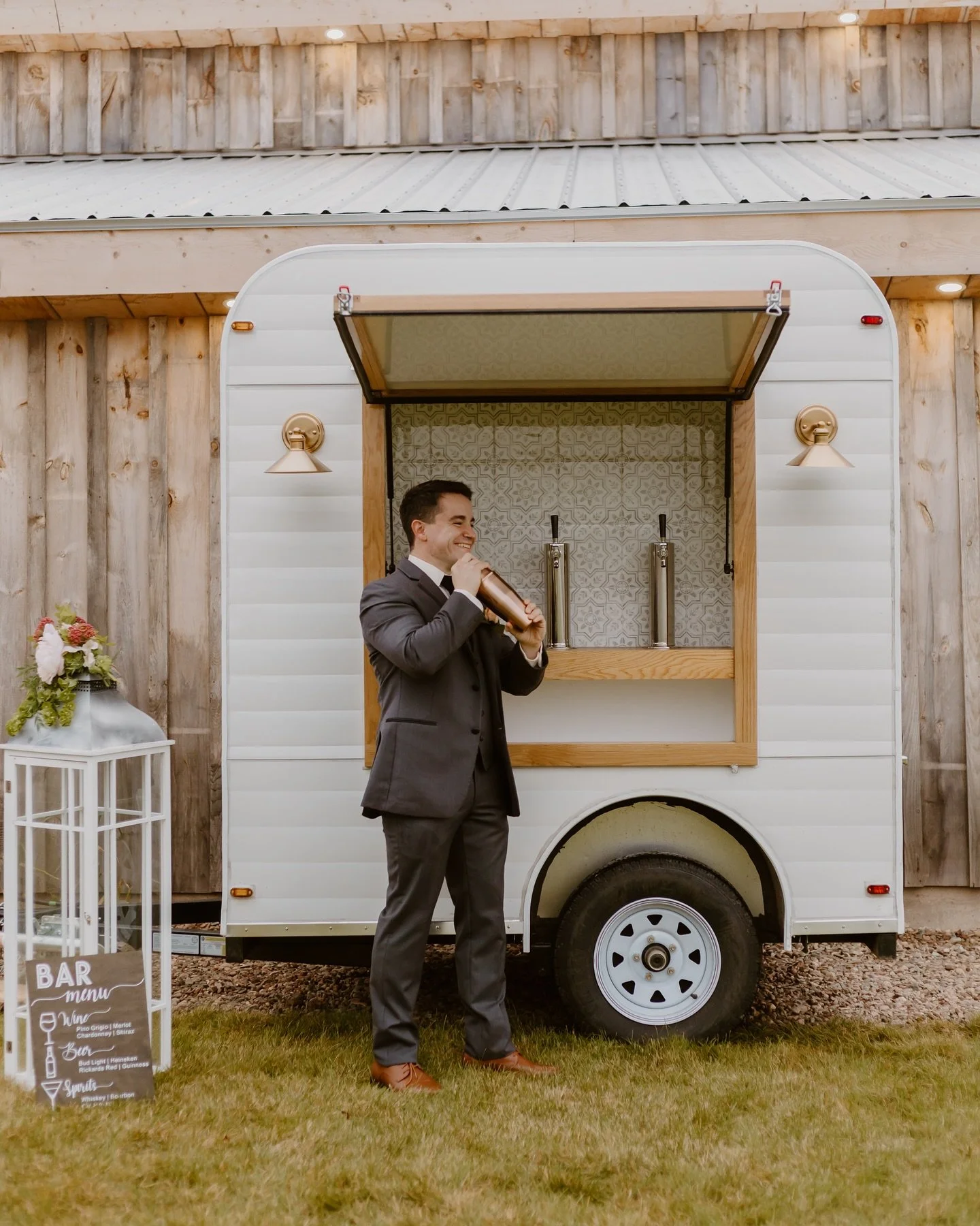 Ready to shake things up at your wedding! Custom cocktails, beer, wine, mocktails - our tap trailer can offer it all! A budget friendly alternative for those needing a bar service, and an interactive experience to keep the guests up and chatting. 

N
