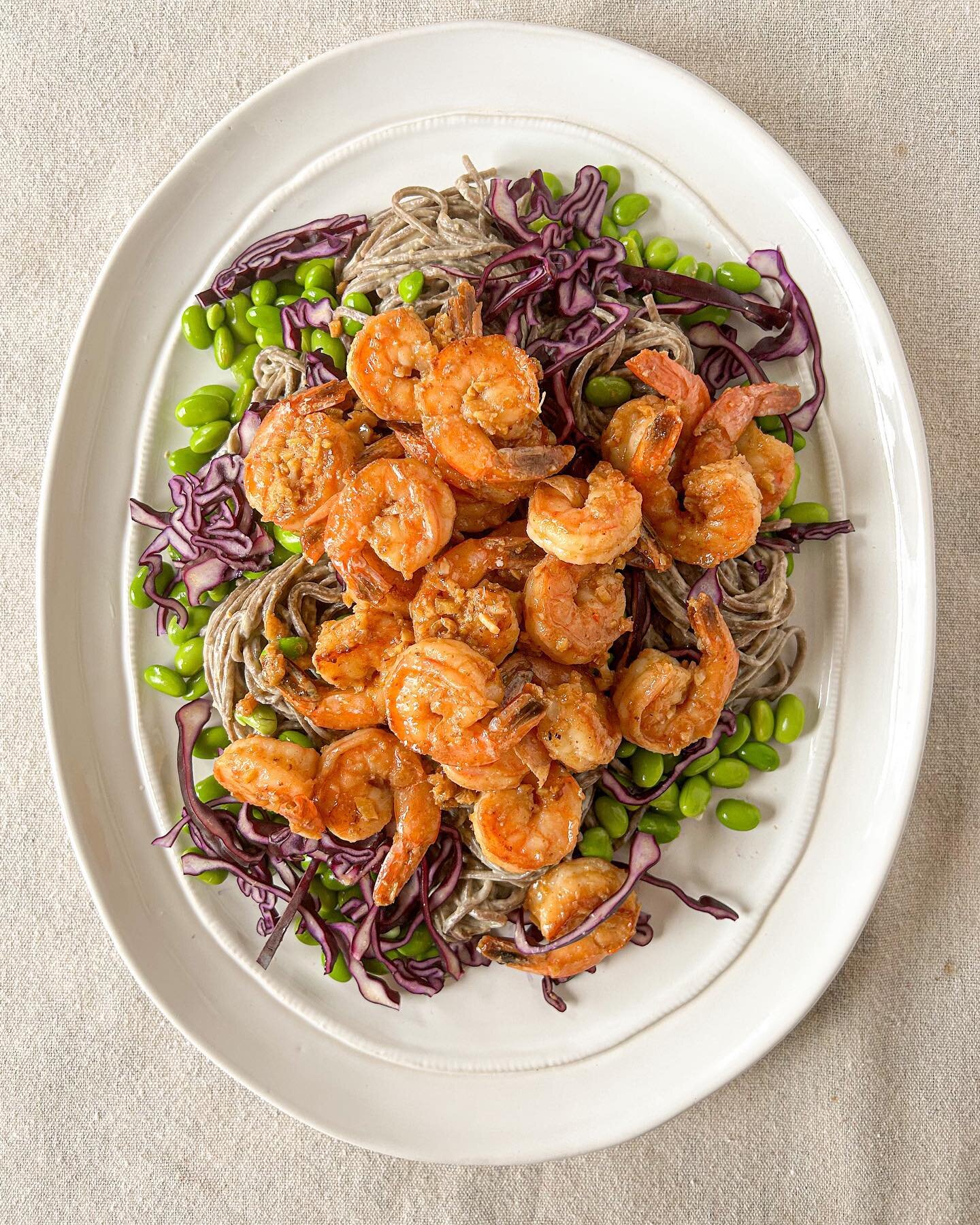 say hello to peanut-sesame soba noodles with spicy shrimp 👋🏼👋🏼

the noodles are cool, calm and collected, while the shrimp is hot with a little zing. together they make a complimentary pair that keeps you coming back for bite after bite after bit