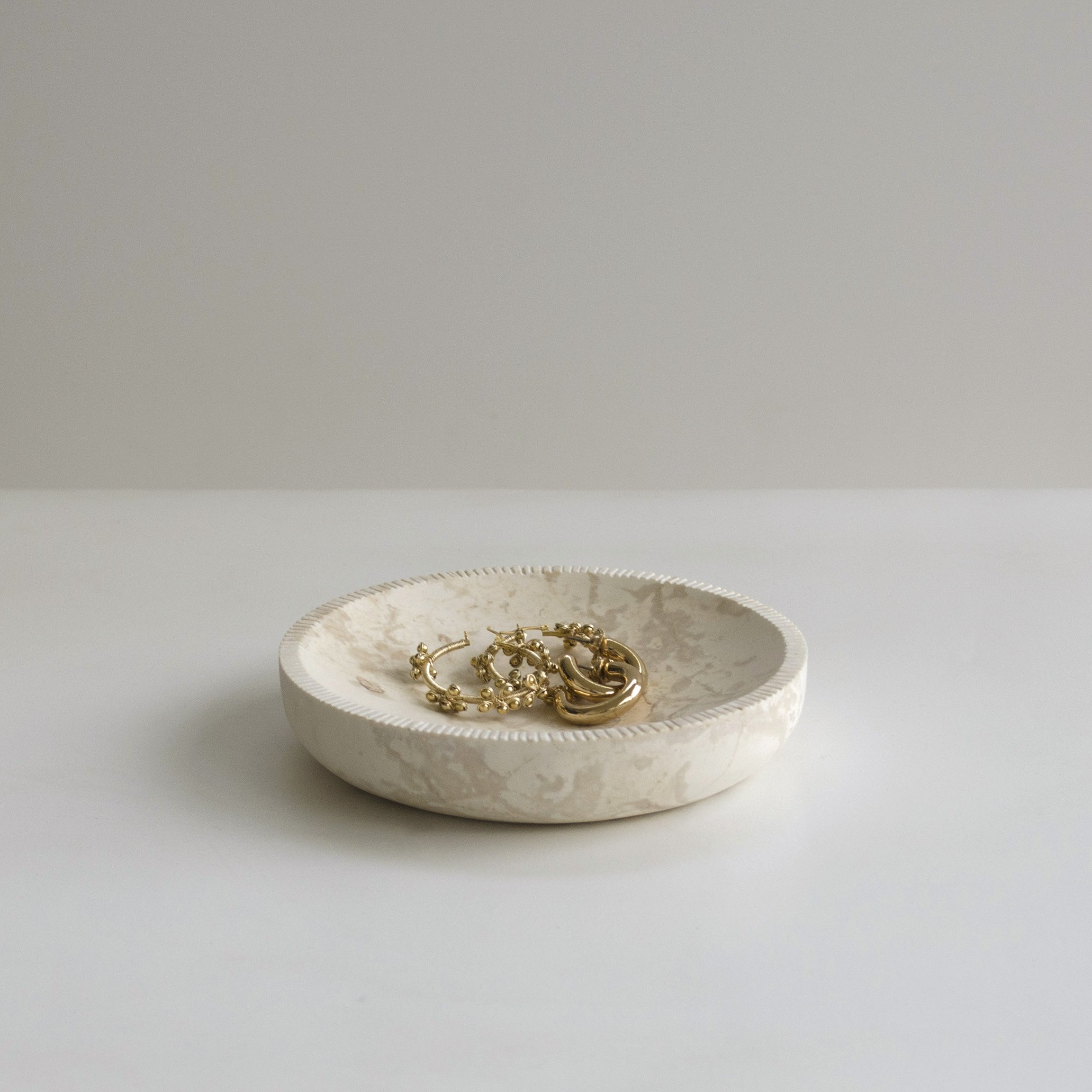 O-BB3 - SHALLOW BOWL - 01_1.jpg