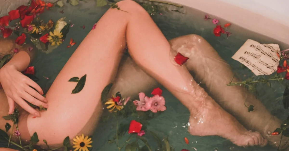 :: P L E A S U R E : : 