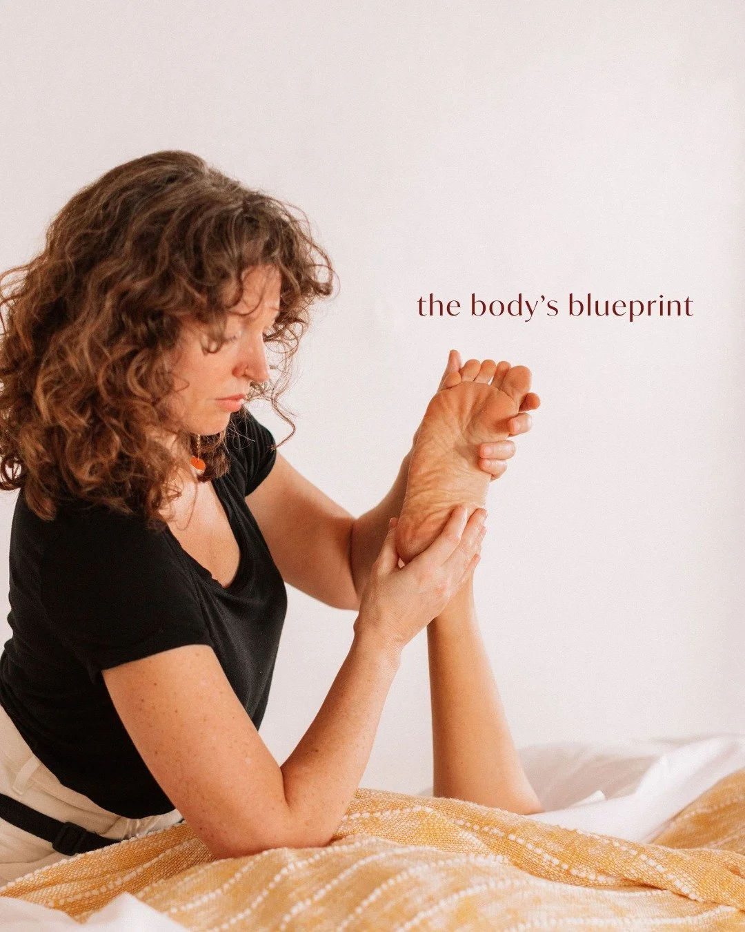 Your feet have the power to support circulation, soothe the nervous system, and help restore balance throughout the entire body. That's because they're a potent microcosm of the body. Every organ, gland, and system is reflected through specific point