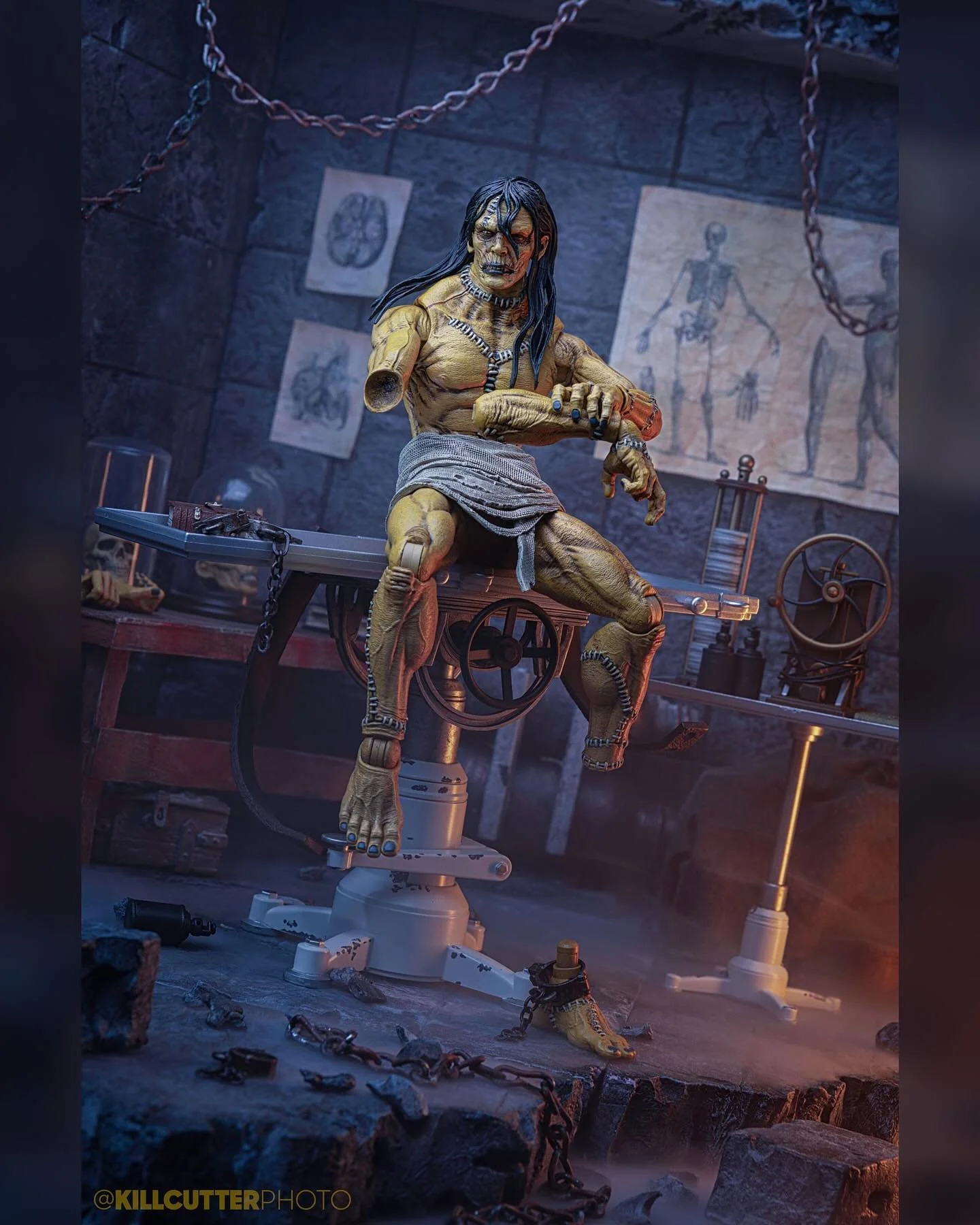 &ldquo;Pieced Together&rdquo;
I had to squeeze a shot of Frankenstein&rsquo;s Creature in before Halloween! The Figura Obscura line from @four_horsemen_studios is one of my favorites and this figure shows exactly why that is.

I designed this scene t