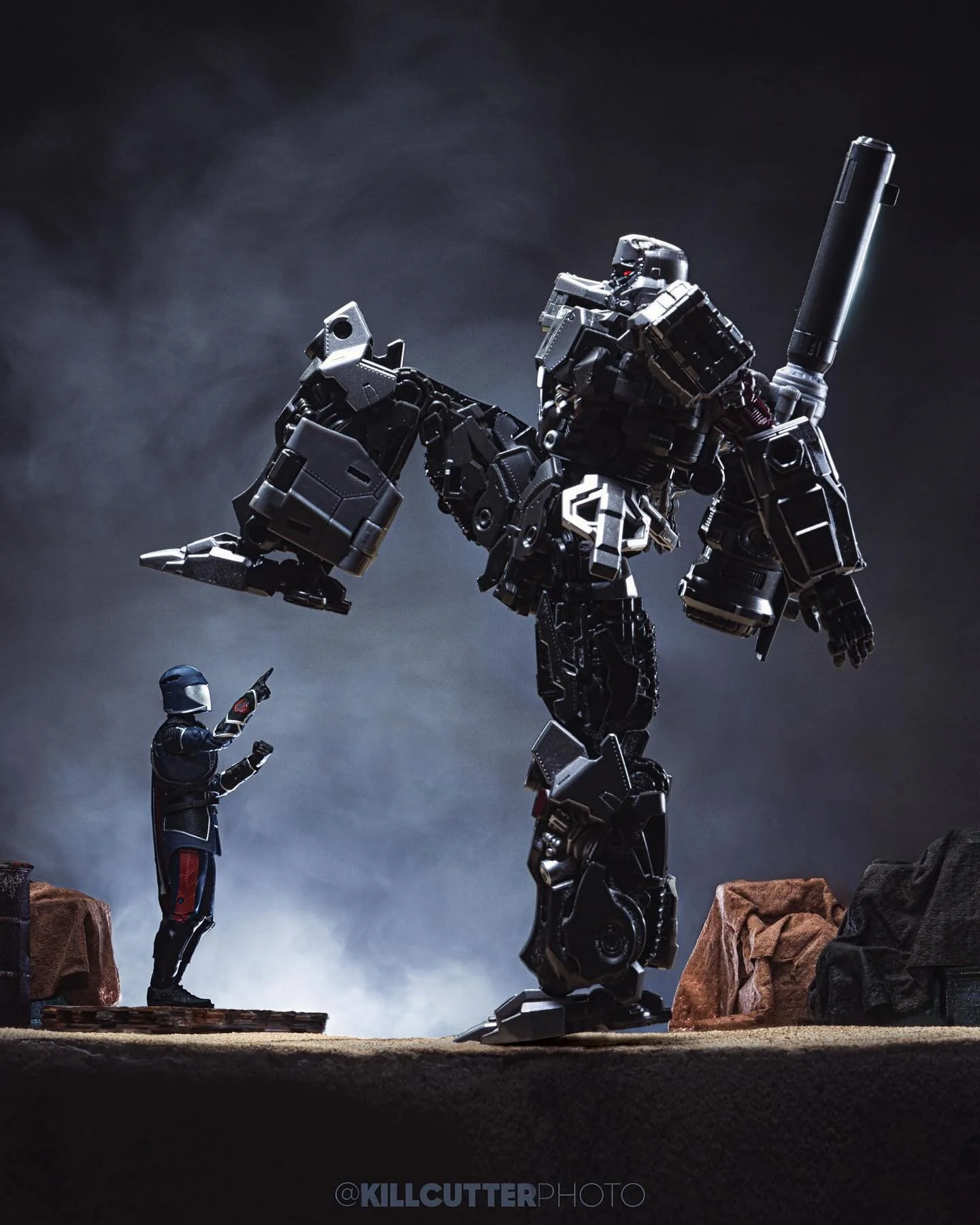 &ldquo;Power Struggle&rdquo;
No way Megatron&rsquo;s putting up with that whiny Cobra Commander voice telling him what to do, right? I&rsquo;ve had this idea rolling around in my head for a while now and after seeing @paulbrowne12 fantastic mashup of