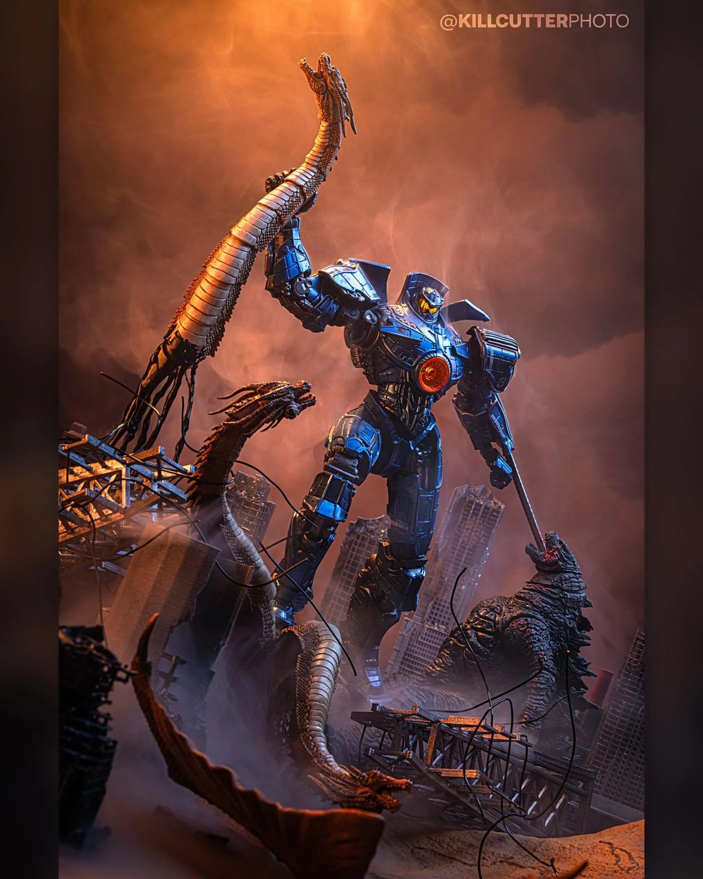 Happy New Year to all my fellow Kaiju lovers! I thought I&rsquo;d start out with a bang and finally get to my summer poll where you all voted Gypsy Danger as the winner against the Monsterverse gang. Godzilla and King Ghidorah actually tied for secon