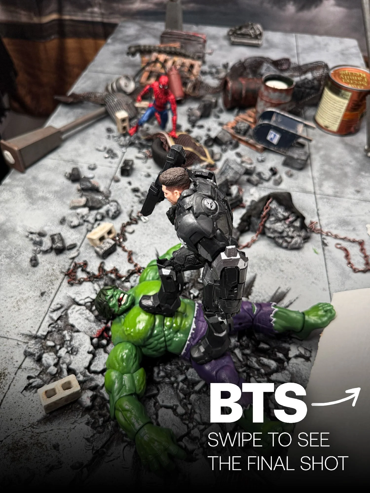 Behind-the-scenes of my recent Spiderman: Brand New Day inspired toy photoshoot titled &ldquo;Brand New Rage&rdquo;. 

Punishment just got an upgrade.

Simple scene setup: I swapped Frank&rsquo;s head on a War Machine body and threw a ton of random d