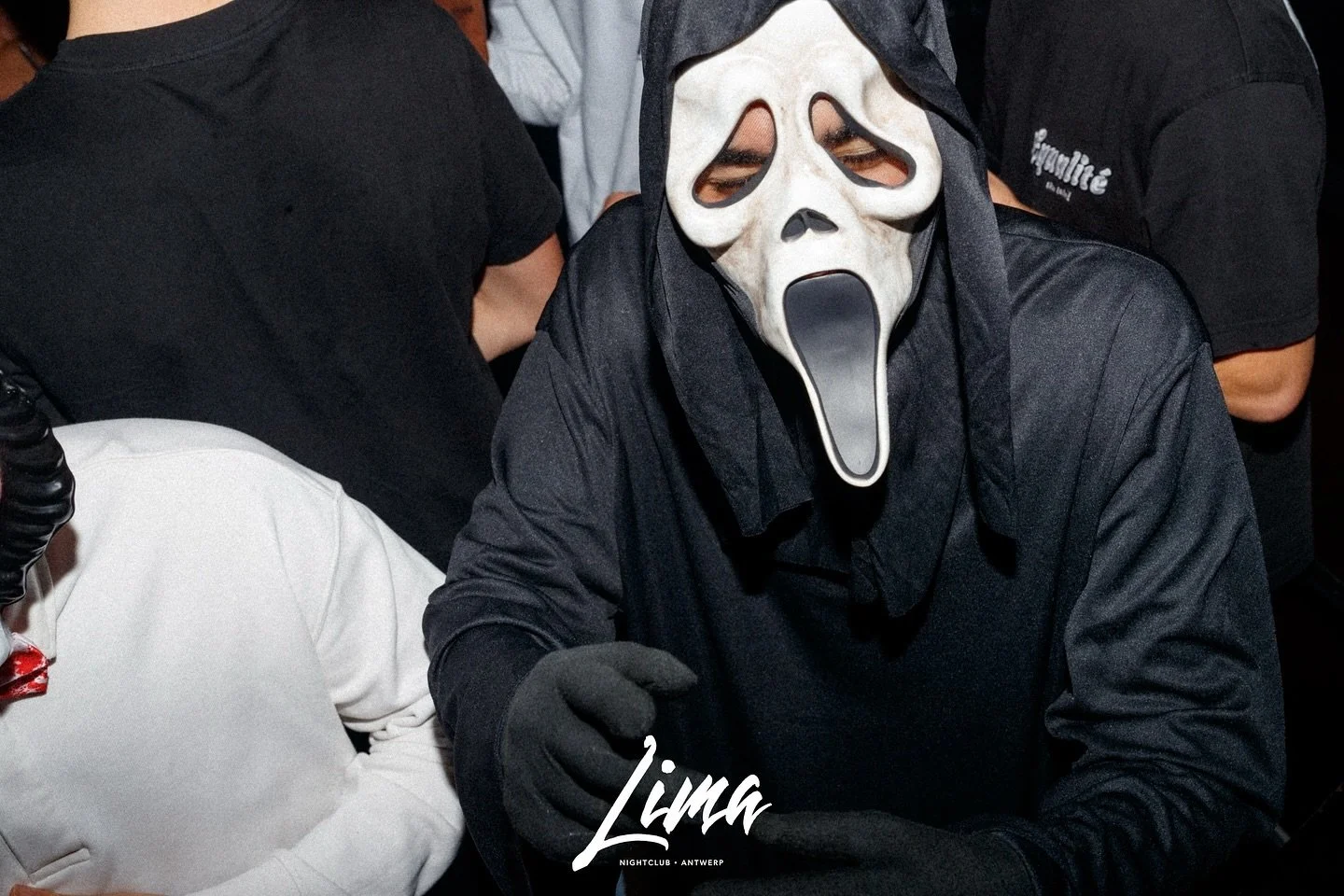 No tricks, just treats tomorrow 🎃
Buy your group ticket and get a free bottle of Absolut Vodka. 👻