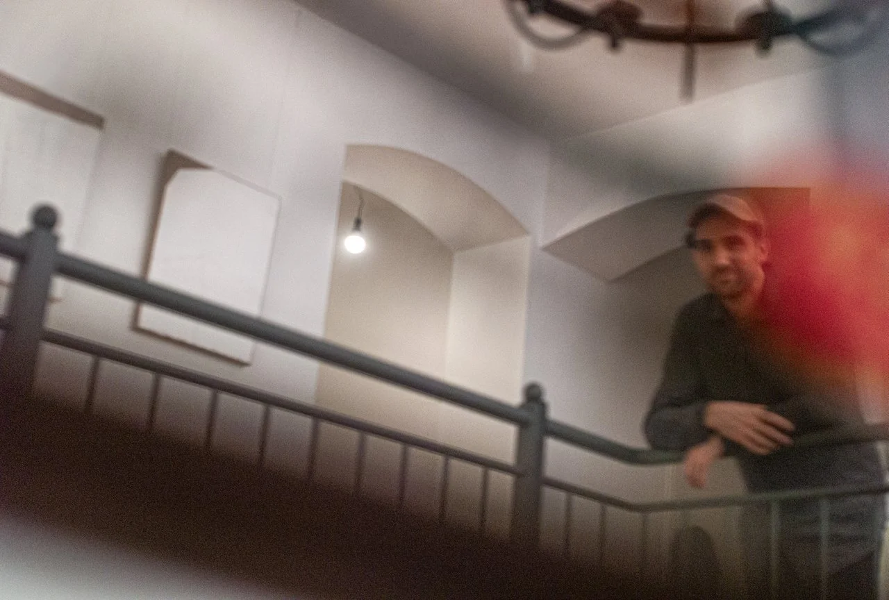 Abstract Minimalist Paintings by Christian Rietz_Photo_Karoline_Wolf_bridge