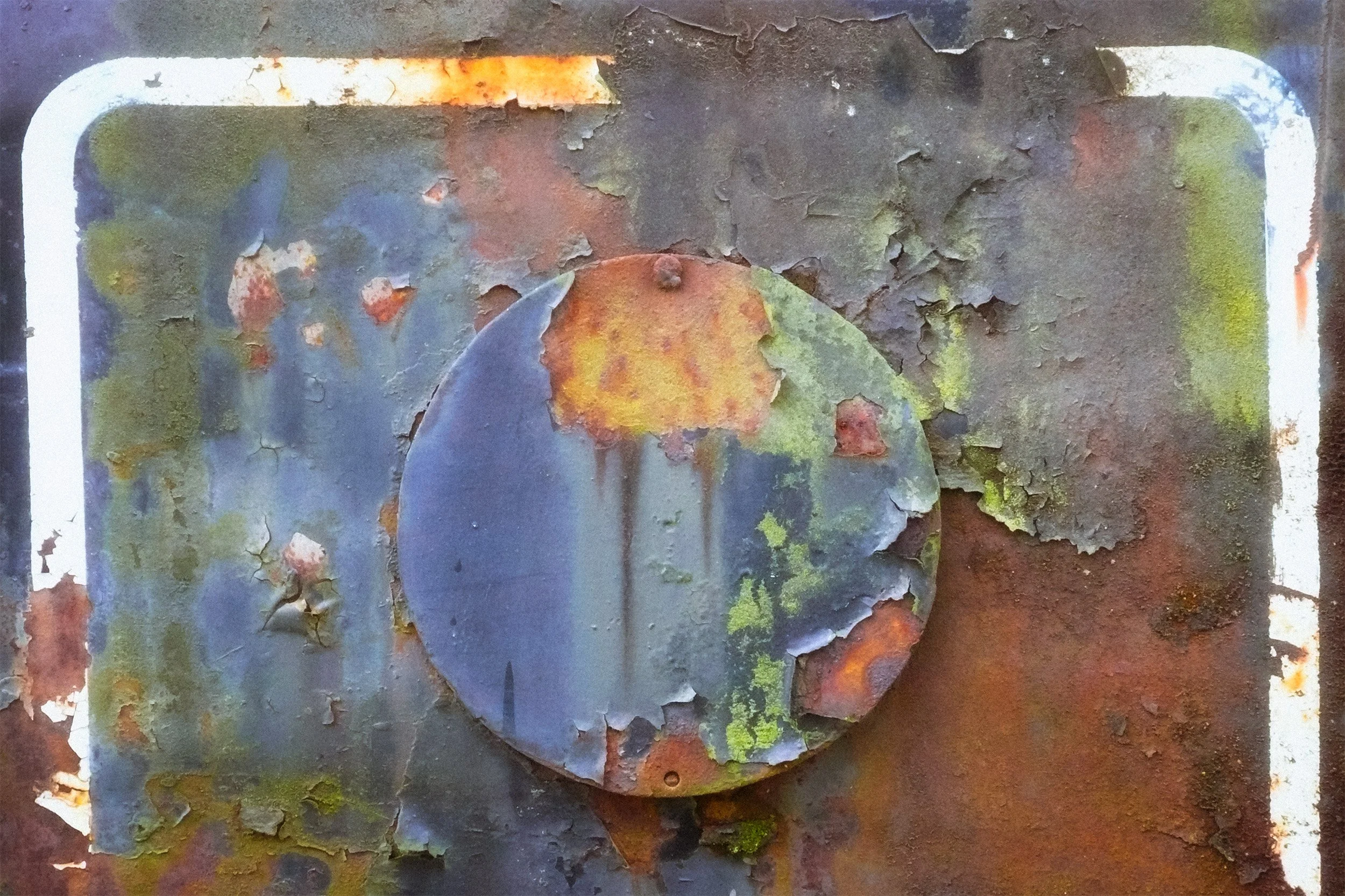 Image of a rusting number plate on an old diesel locomotive