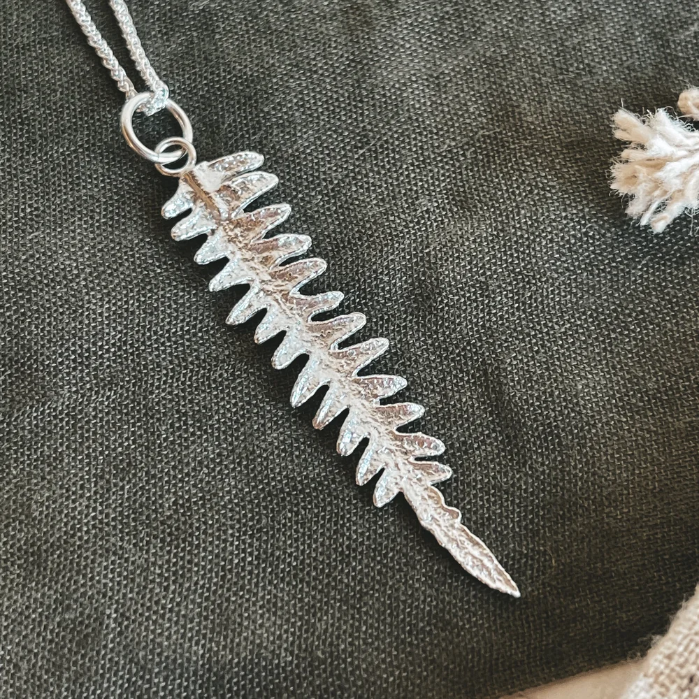 Silver fern necklace sale