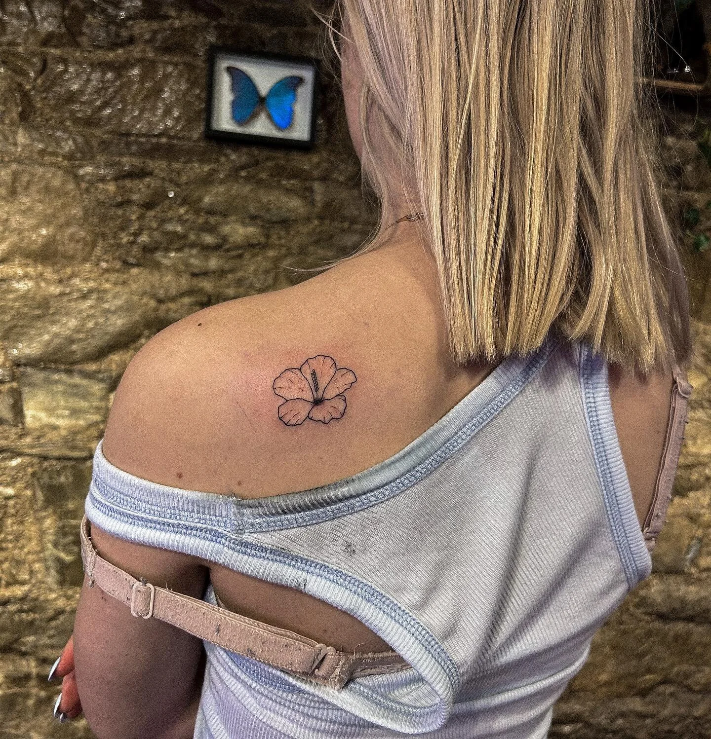 Fineline hibiscus flower 🌸

Had an amazing Mother's Day retreat with my partner in love and life. But now, it's time to get back to business!

I&rsquo;ll be getting back to all booking requests tomorrow, so If you're interested in booking a tattoo, 