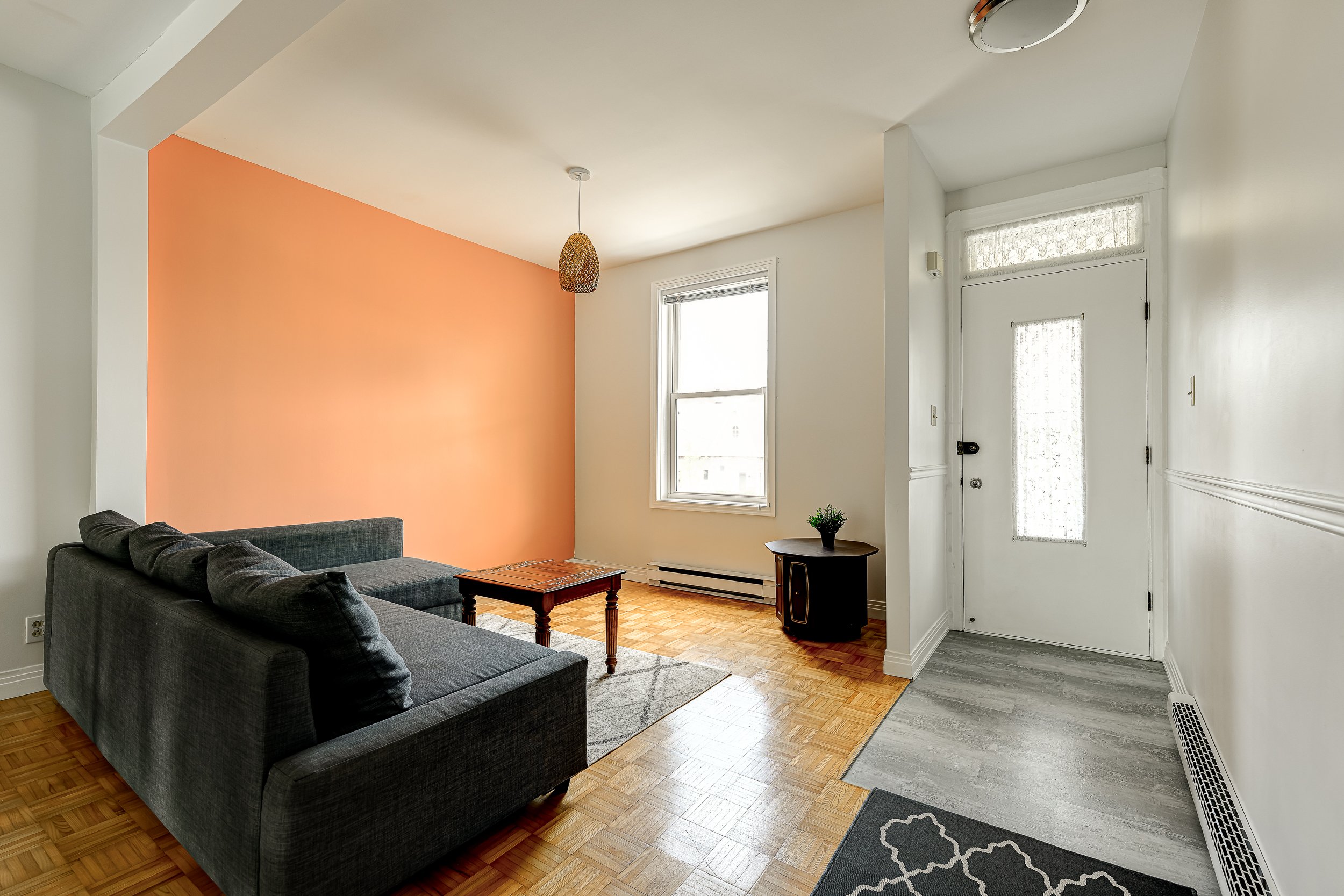 2184 Lebrun - Salon (2).jpg