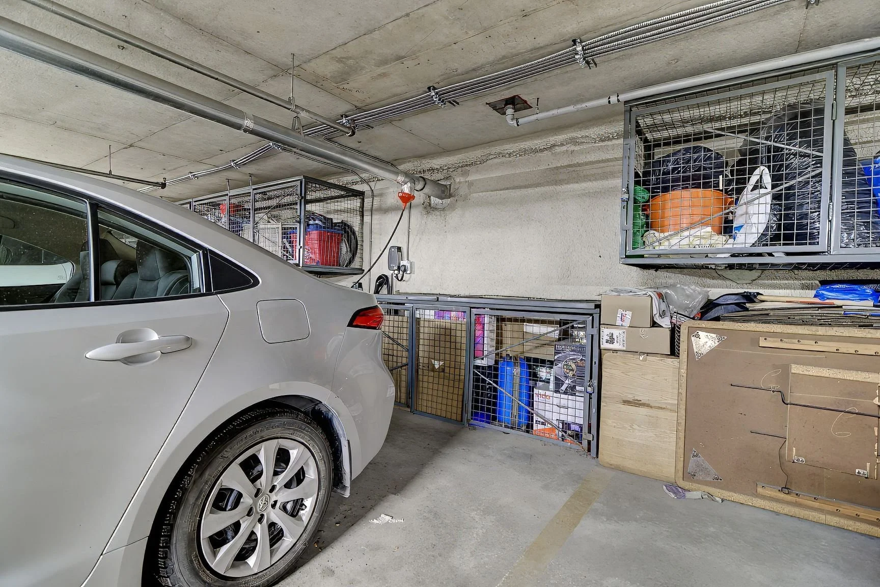 208-2970 rue du Trianon - Garage