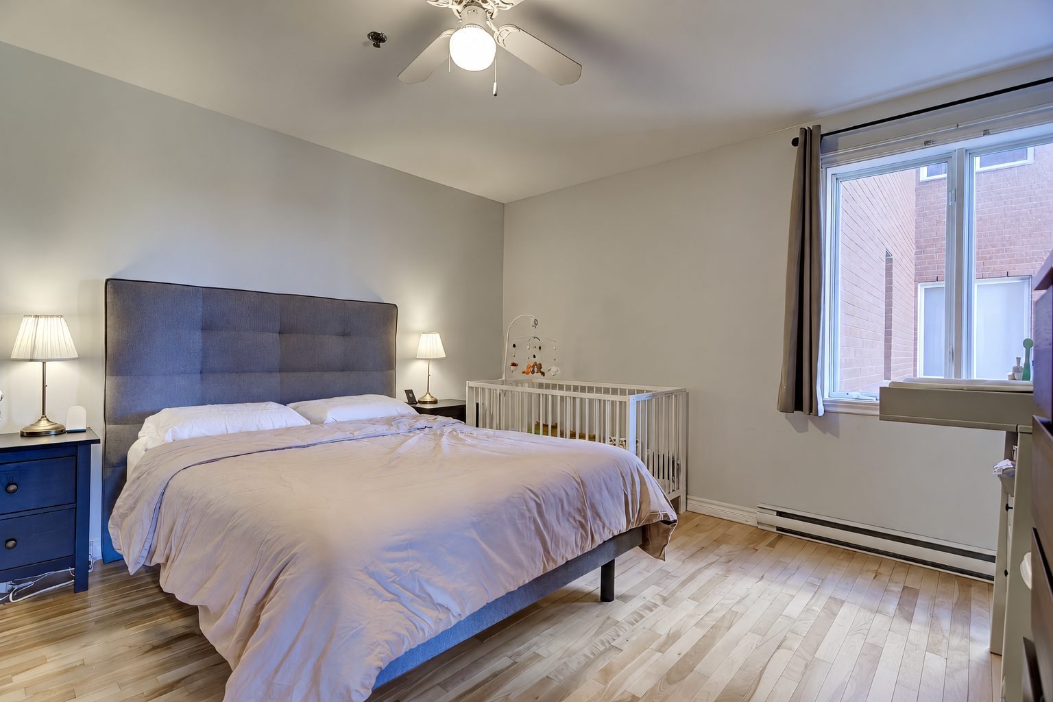 208-2970 rue du Trianon - Chambre