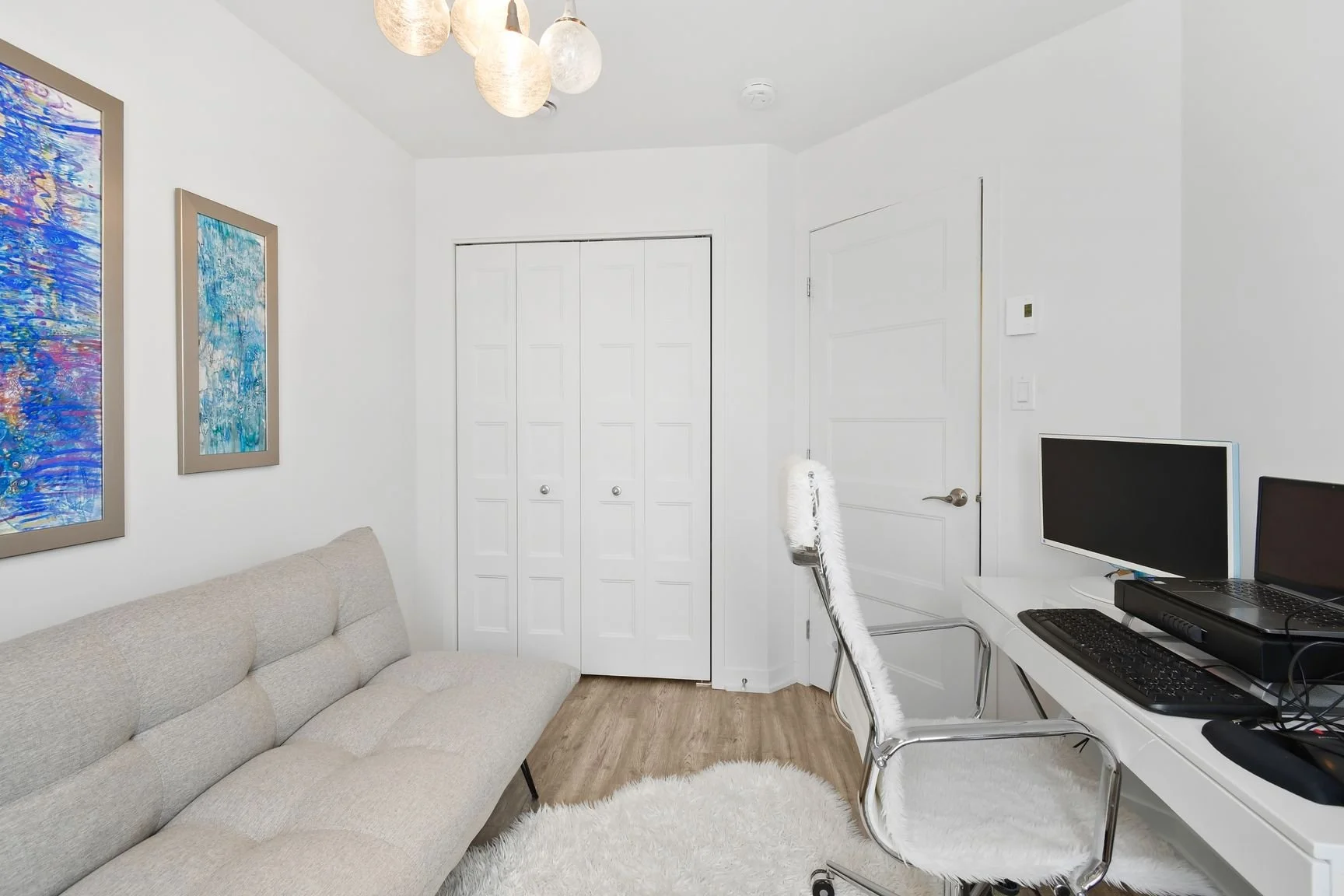 526 Papineau - Chambre/Bureau