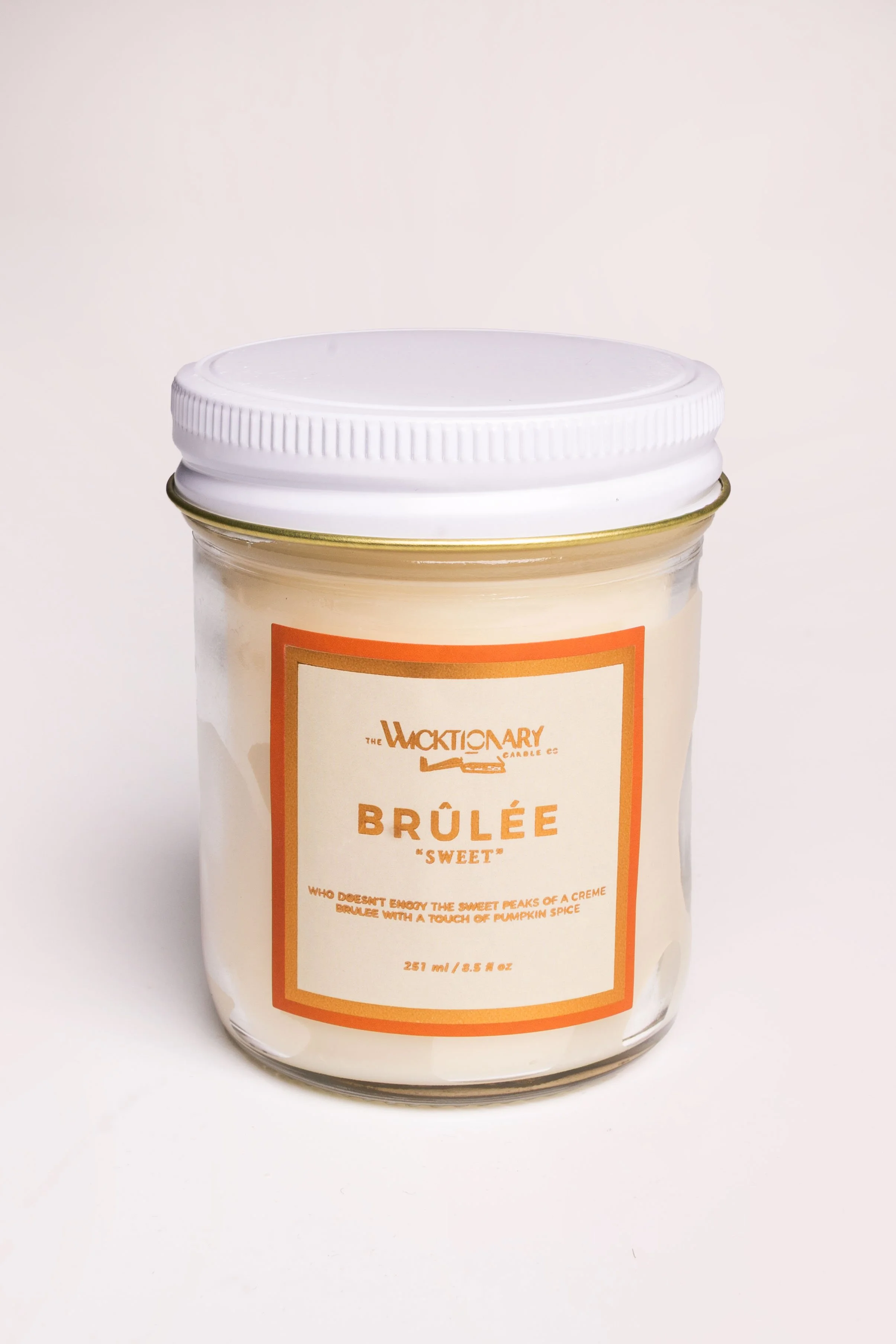 Brûlée: Candle